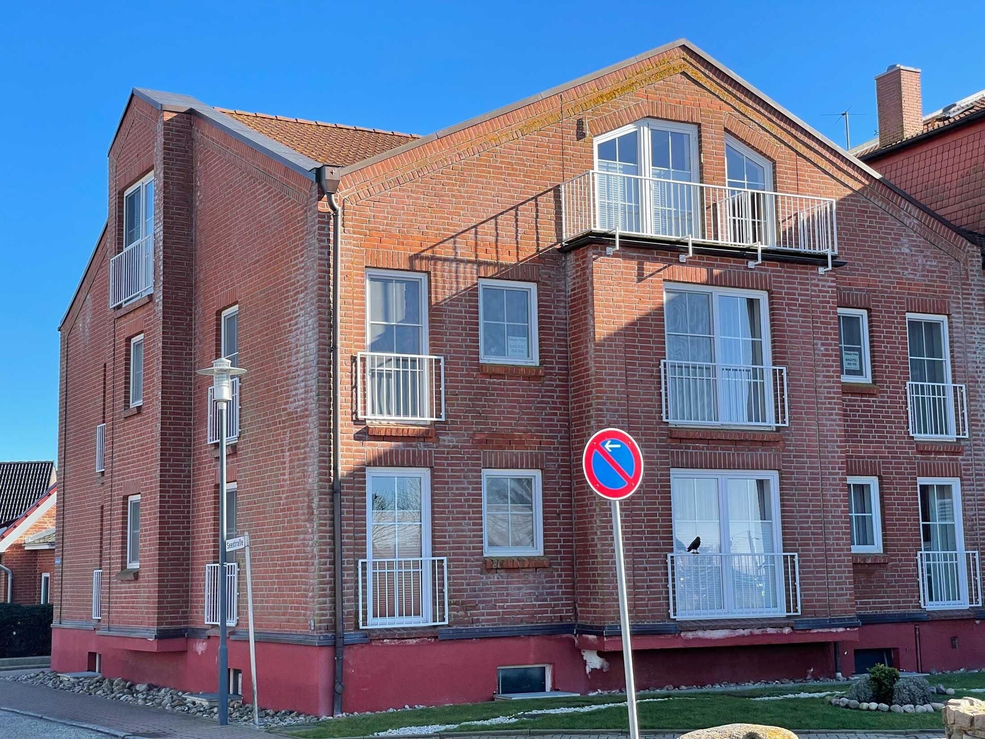 Rustiek appartement met havenzicht in Orth, 5 km van strand - foto 1