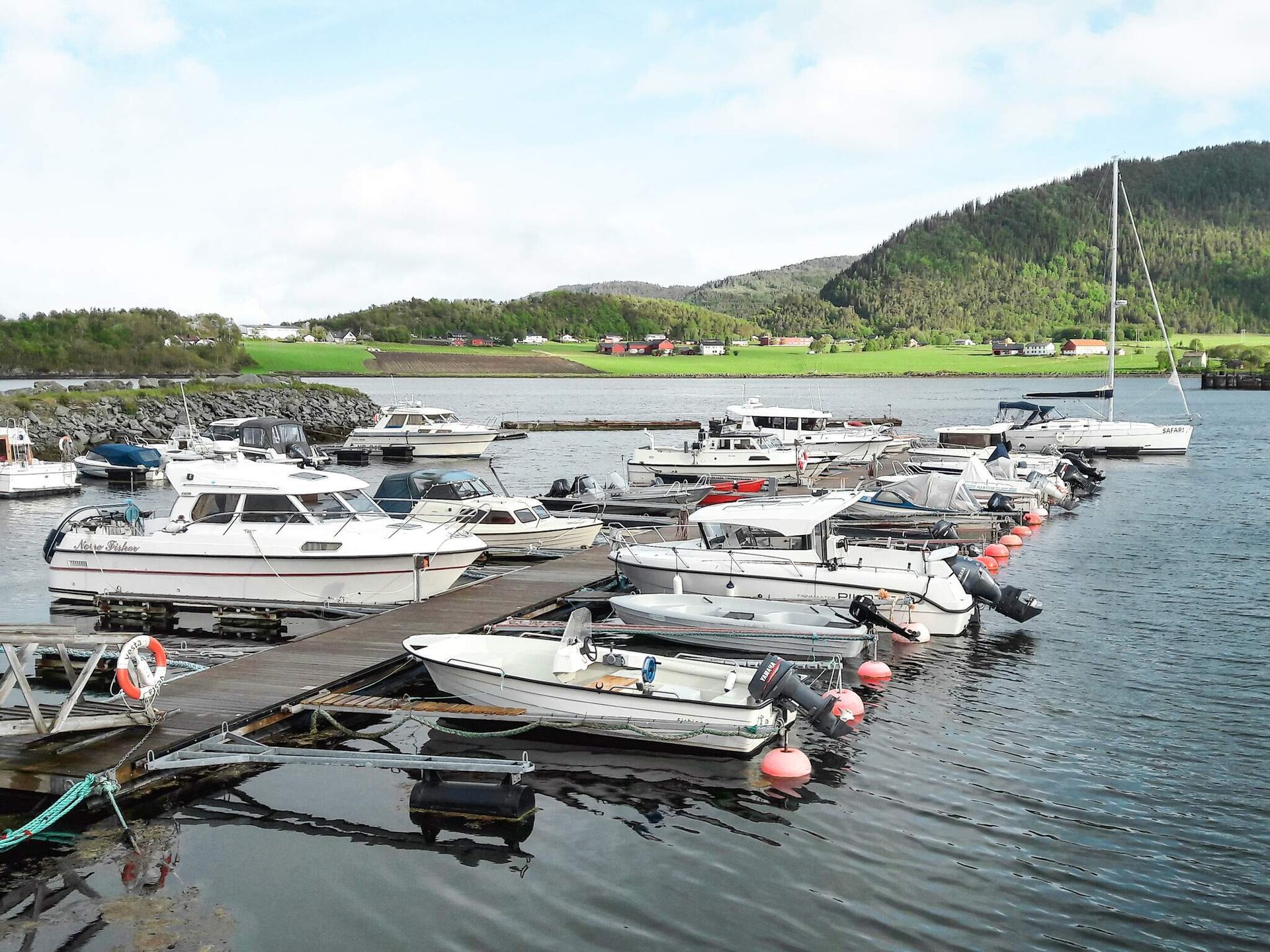 Authentiek vakantiehuis aan zee in Lensvik met privéterras en boothuur - foto 11