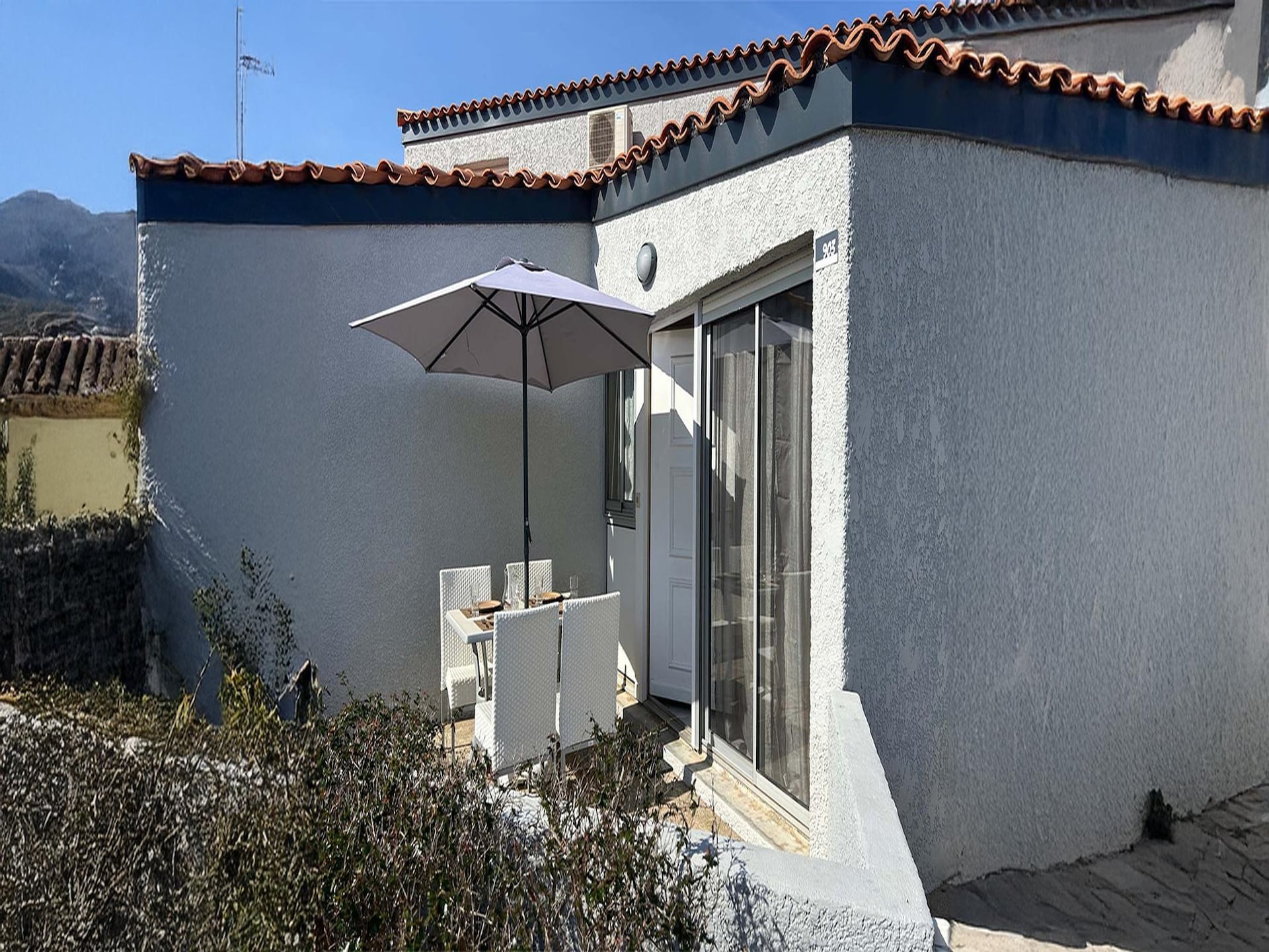 Les Jardins de Neptune 2 bedroom terraced apt sleeps 6 OTA - foto 2