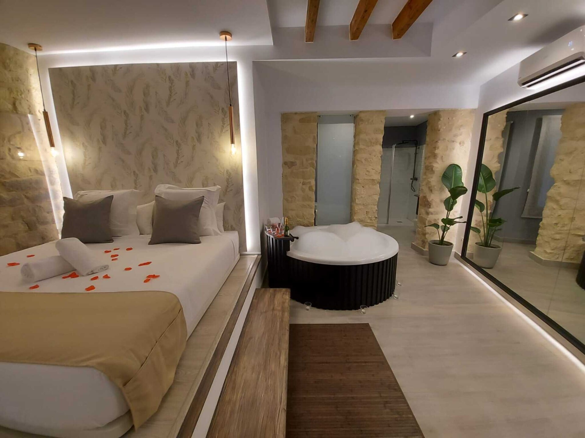 Luxe studio met jacuzzi op 1,3 km van het strand in Alicante - foto 4