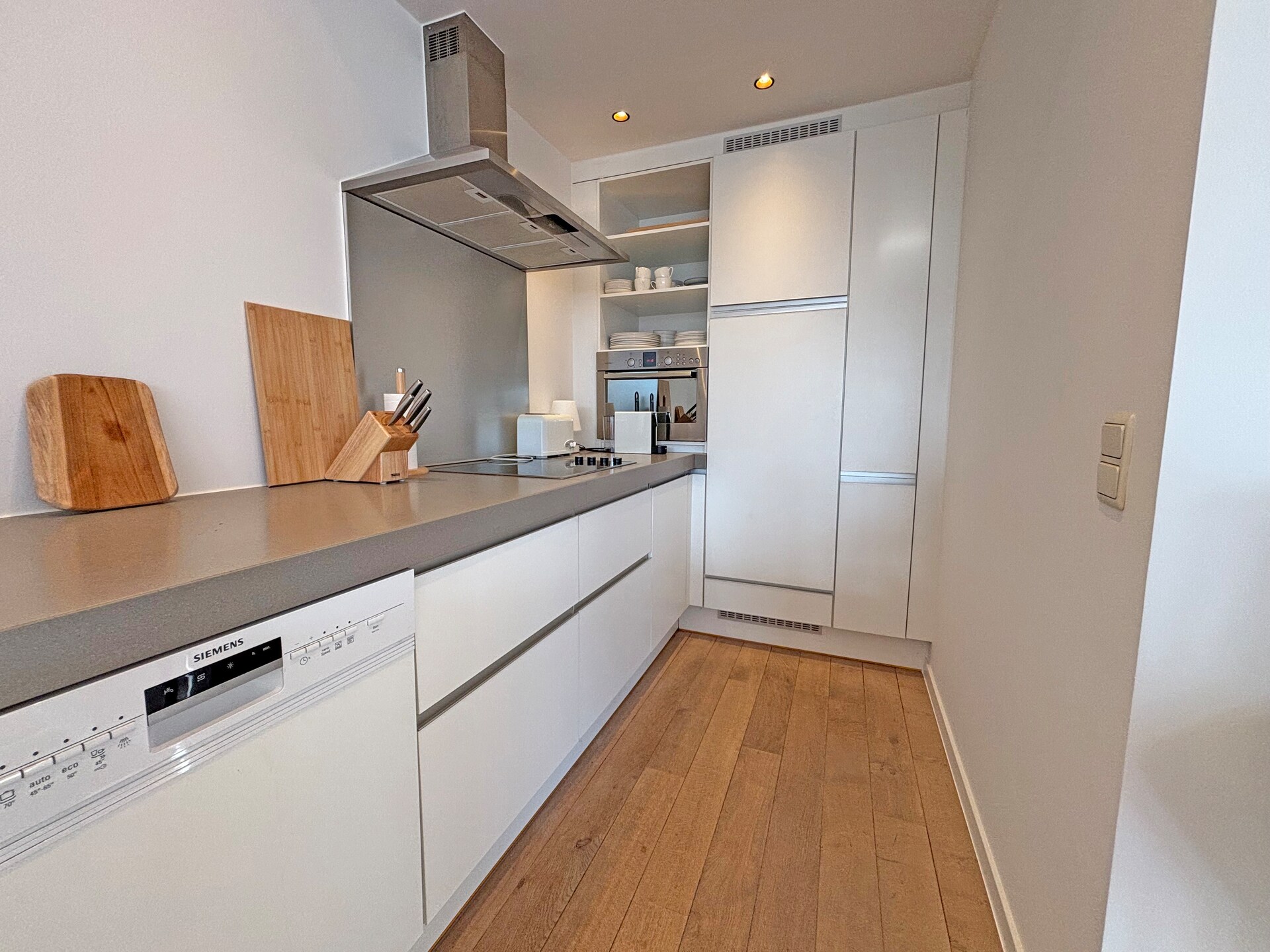 Lichte duplex met 2 slaapkamers en terras in Knokke-Heist - foto 2