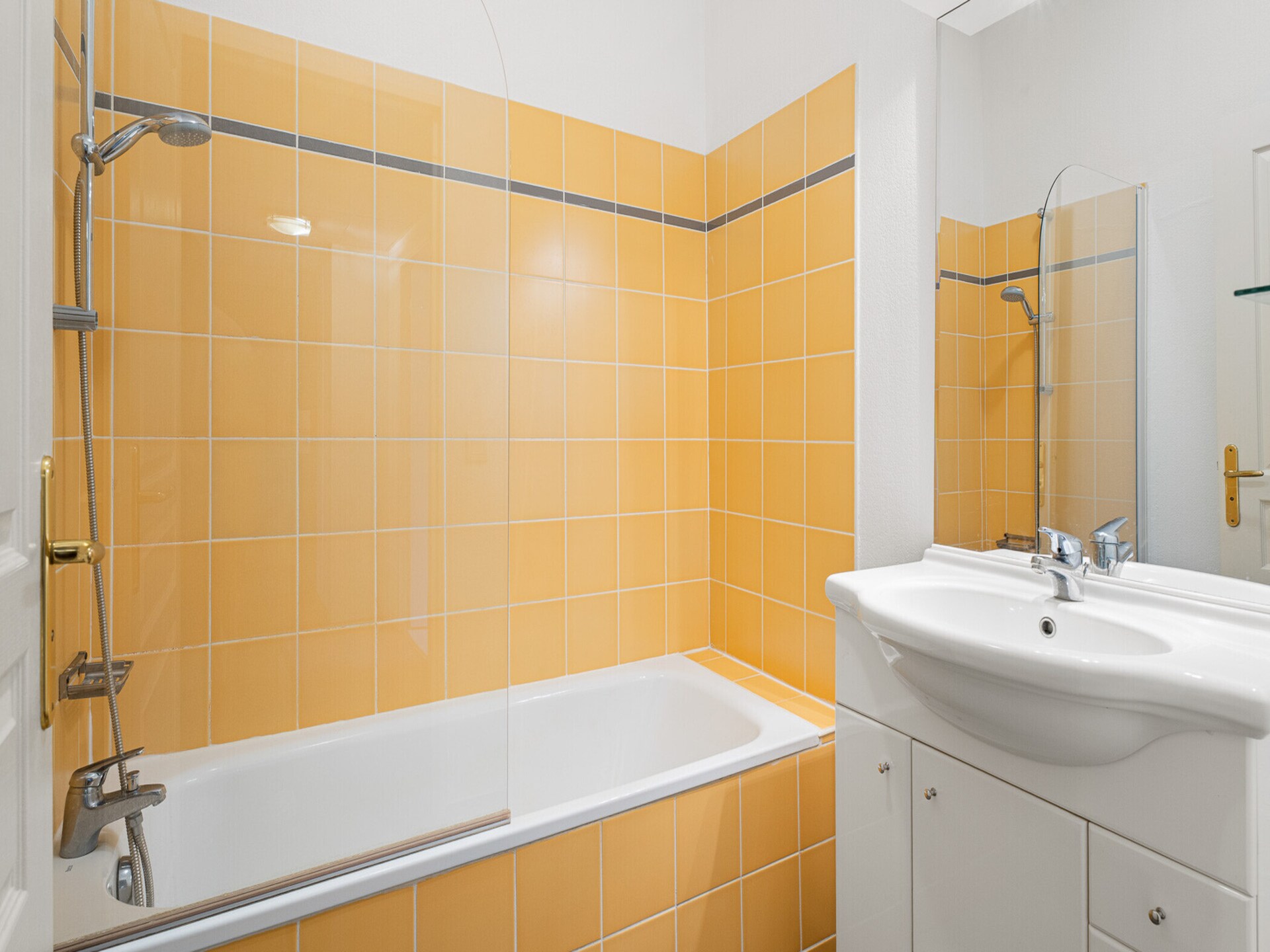 Centraal gelegen appartement in Grasse met balkon en zwembad - foto 8