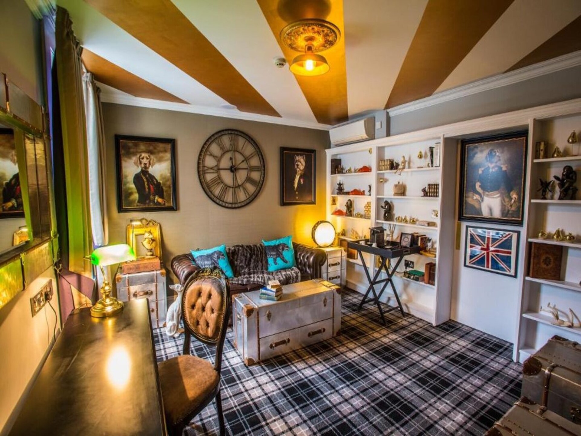 Knusse kamer in hartje Nottingham, vlakbij kasteel en arena - foto 14
