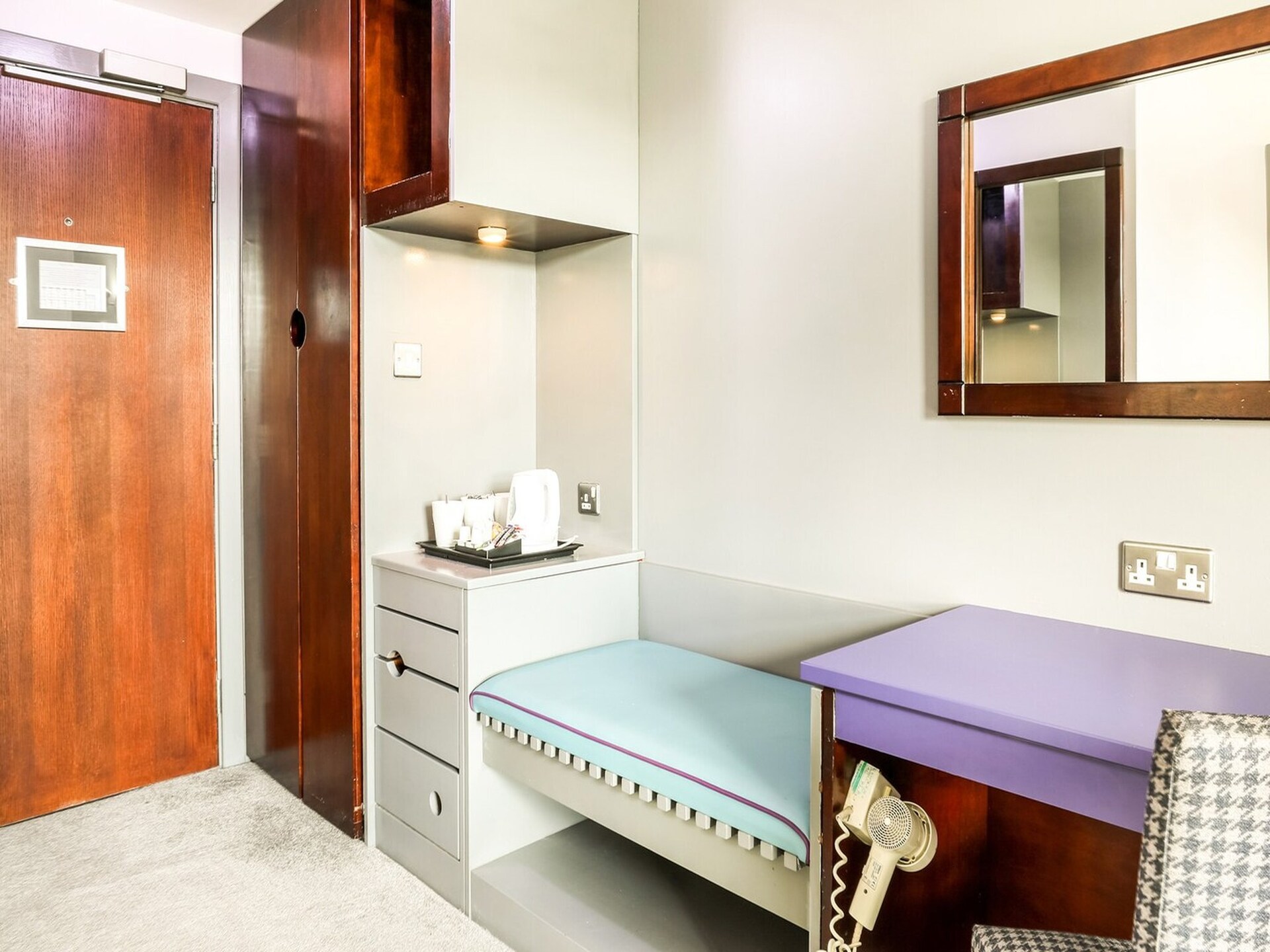 Comfortabele Triple Room in Sheffield – Uitzicht op de Don & vlakbij Peak District - foto 5