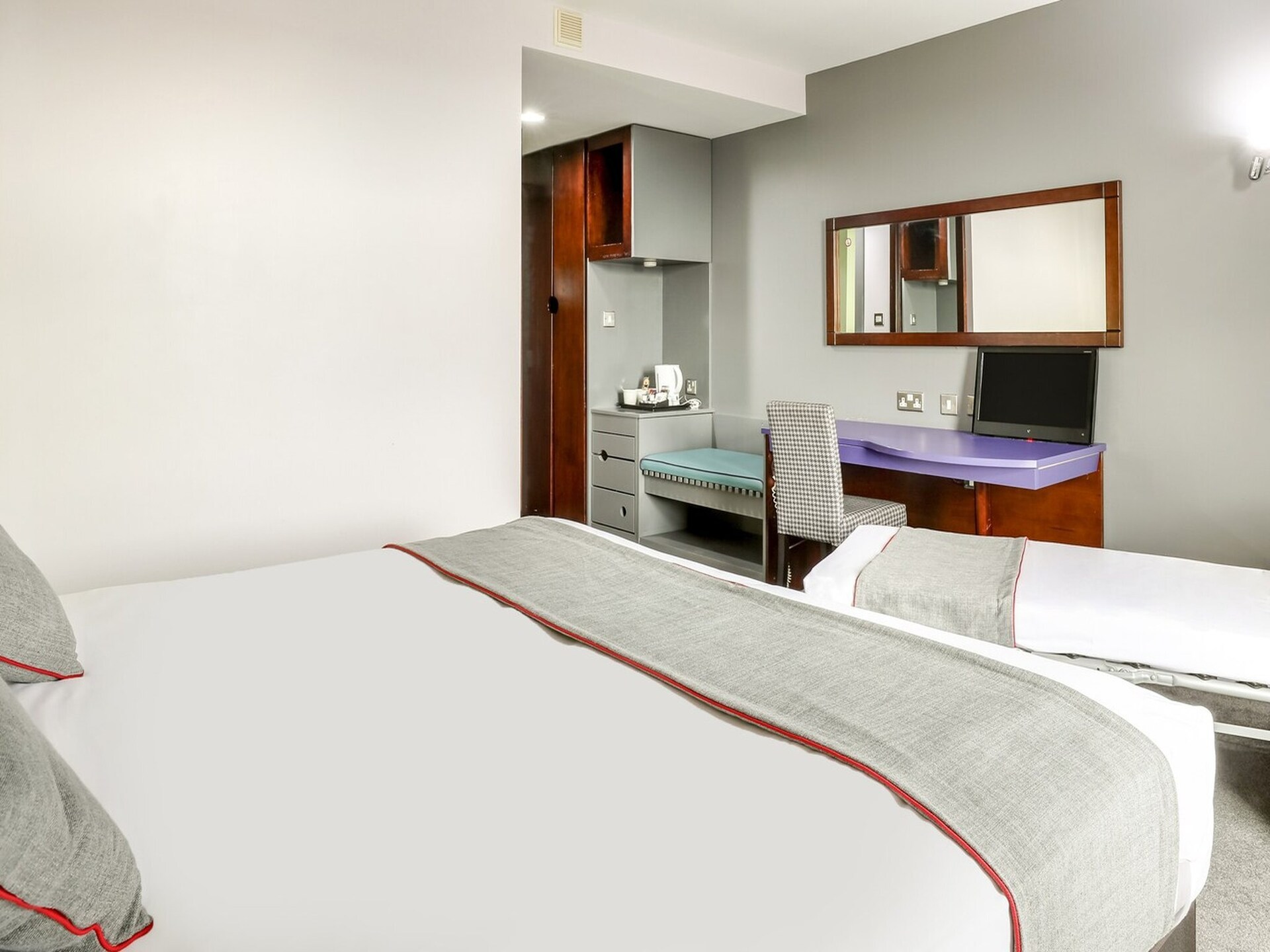 Comfortabele Triple Room in Sheffield – Uitzicht op de Don & vlakbij Peak District - foto 9
