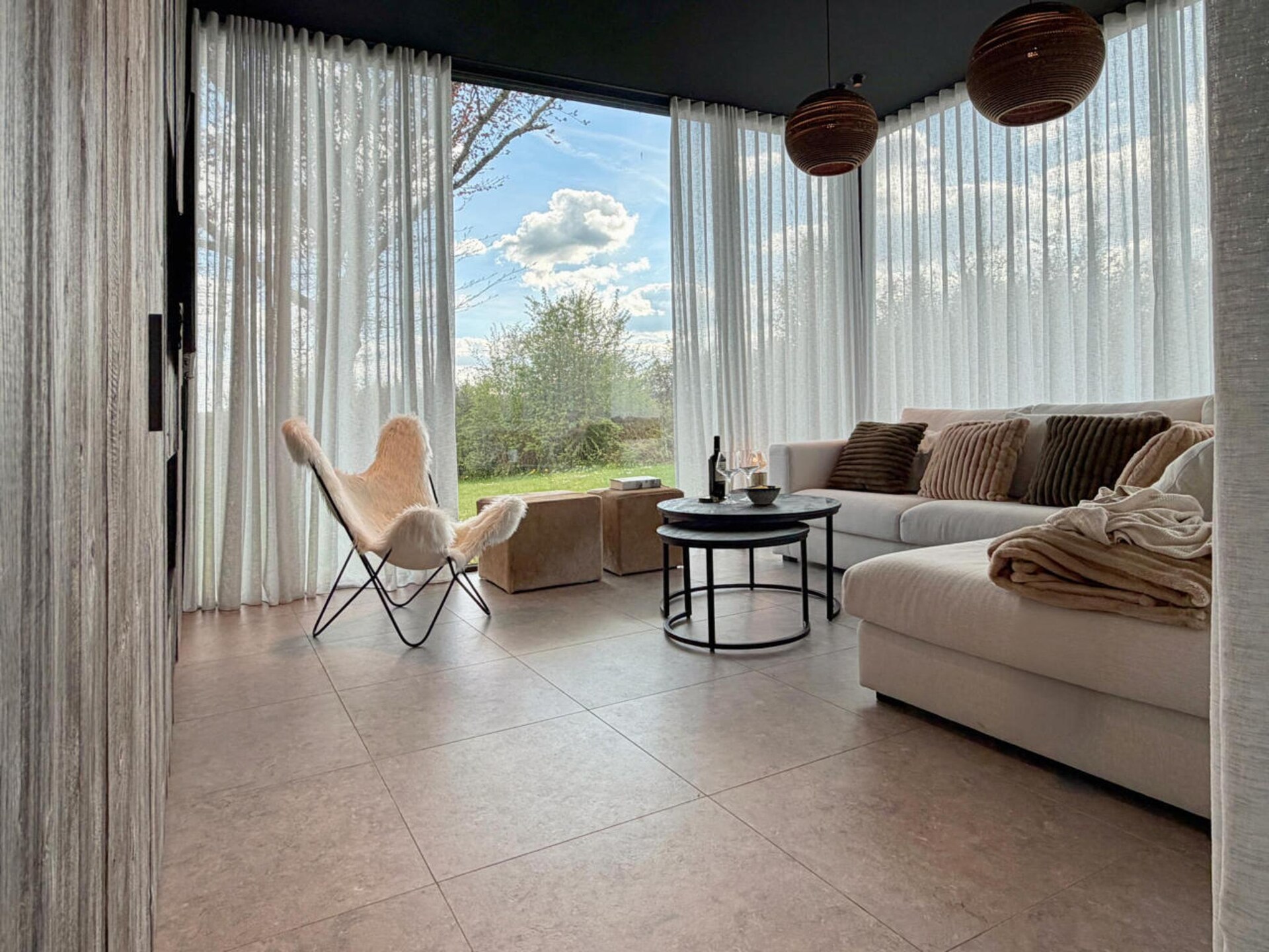 Modern designvakantiehuis Coco Noir in Somme-Leuze voor 6 personen - foto 8