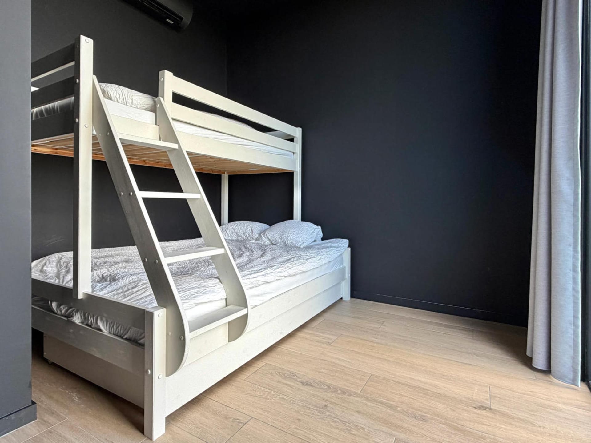Modern designvakantiehuis Coco Noir in Somme-Leuze voor 6 personen - foto 36