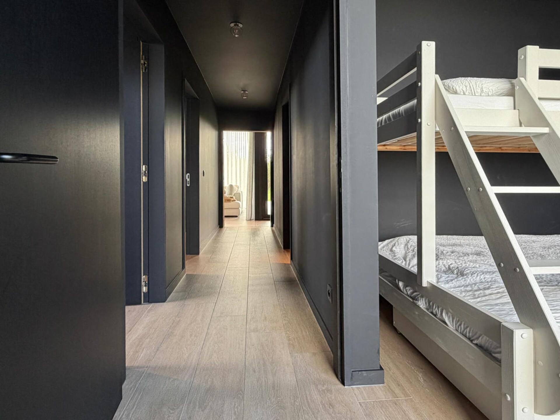 Modern designvakantiehuis Coco Noir in Somme-Leuze voor 6 personen - foto 38
