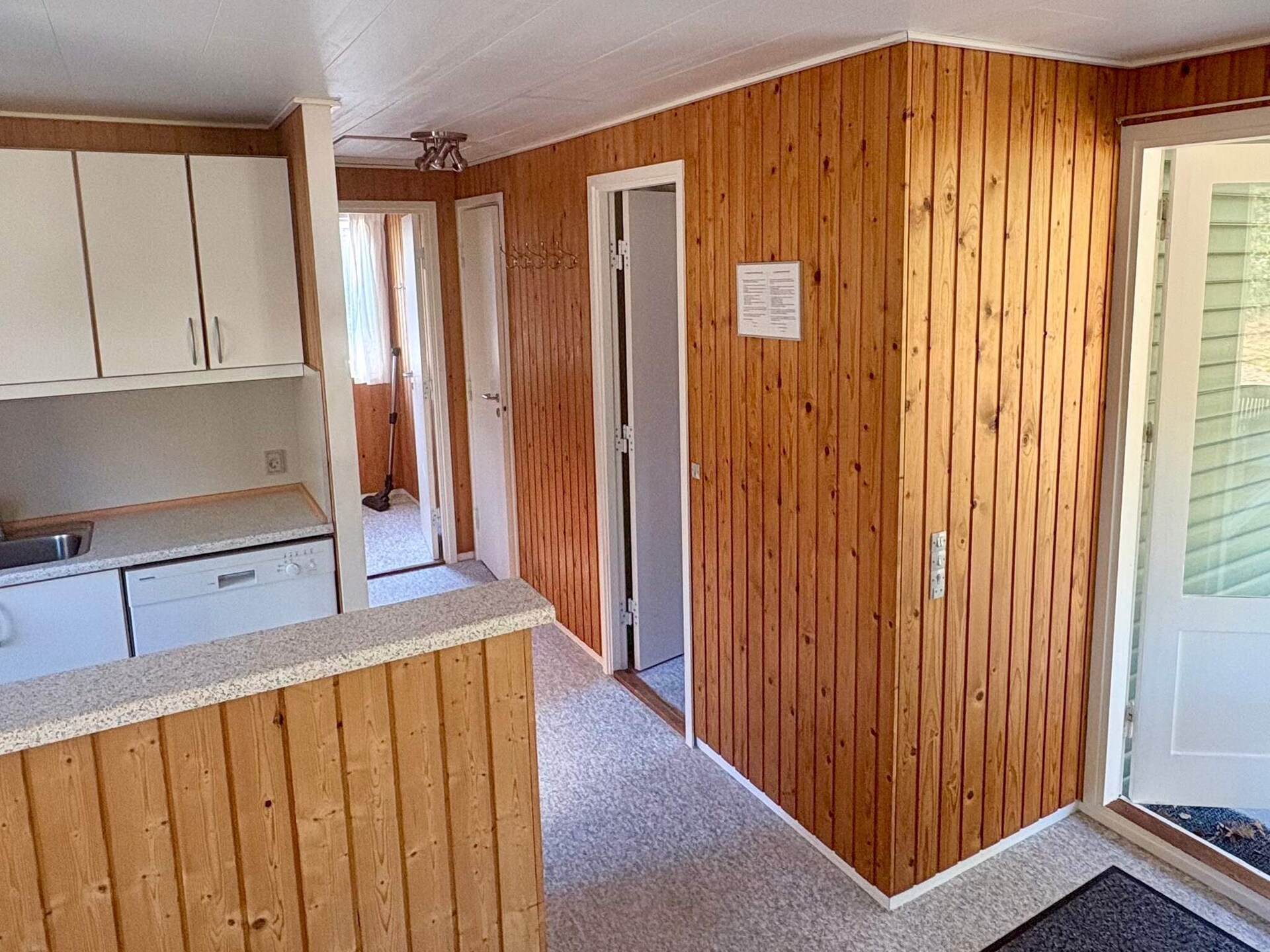 Vrijstaand vakantiehuis aan de golfbaan bij Aakirkeby, 250m van strand - foto 21