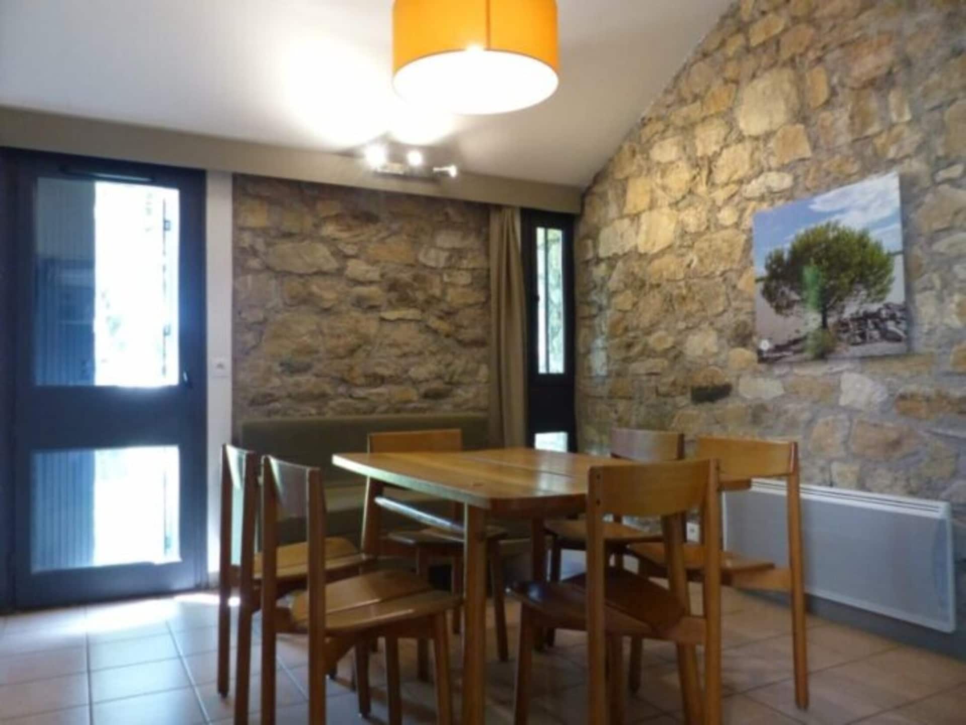 Sfeervol vakantiehuis met mezzanine in Chambonas · 5 pers. - foto 3