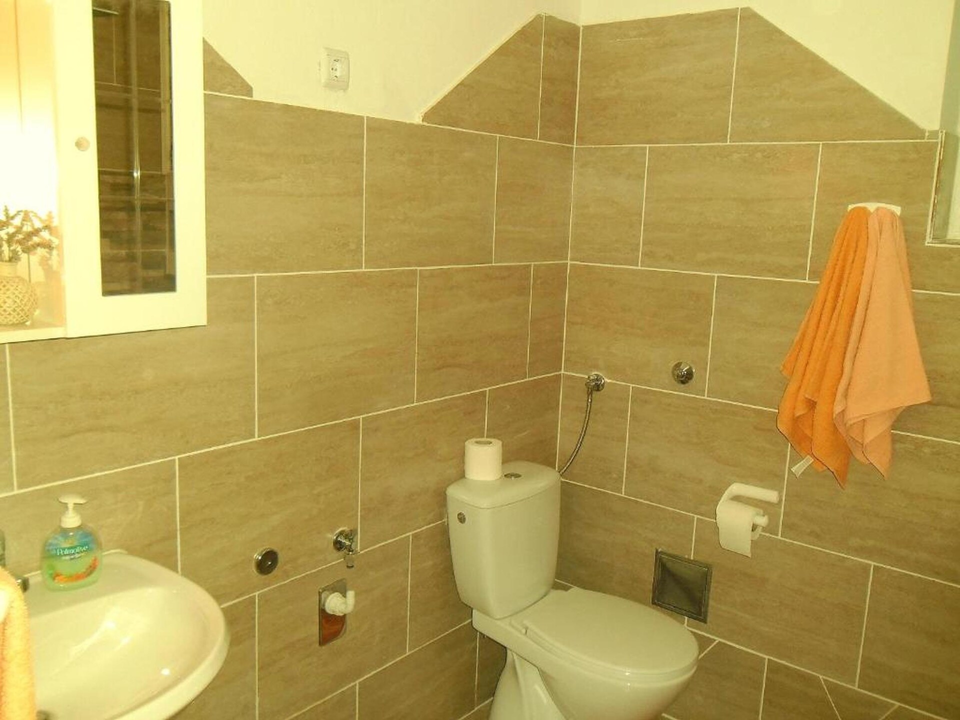 Ruim appartement met zeezicht en tuin op de hellingen van Učka, Opatija - foto 20