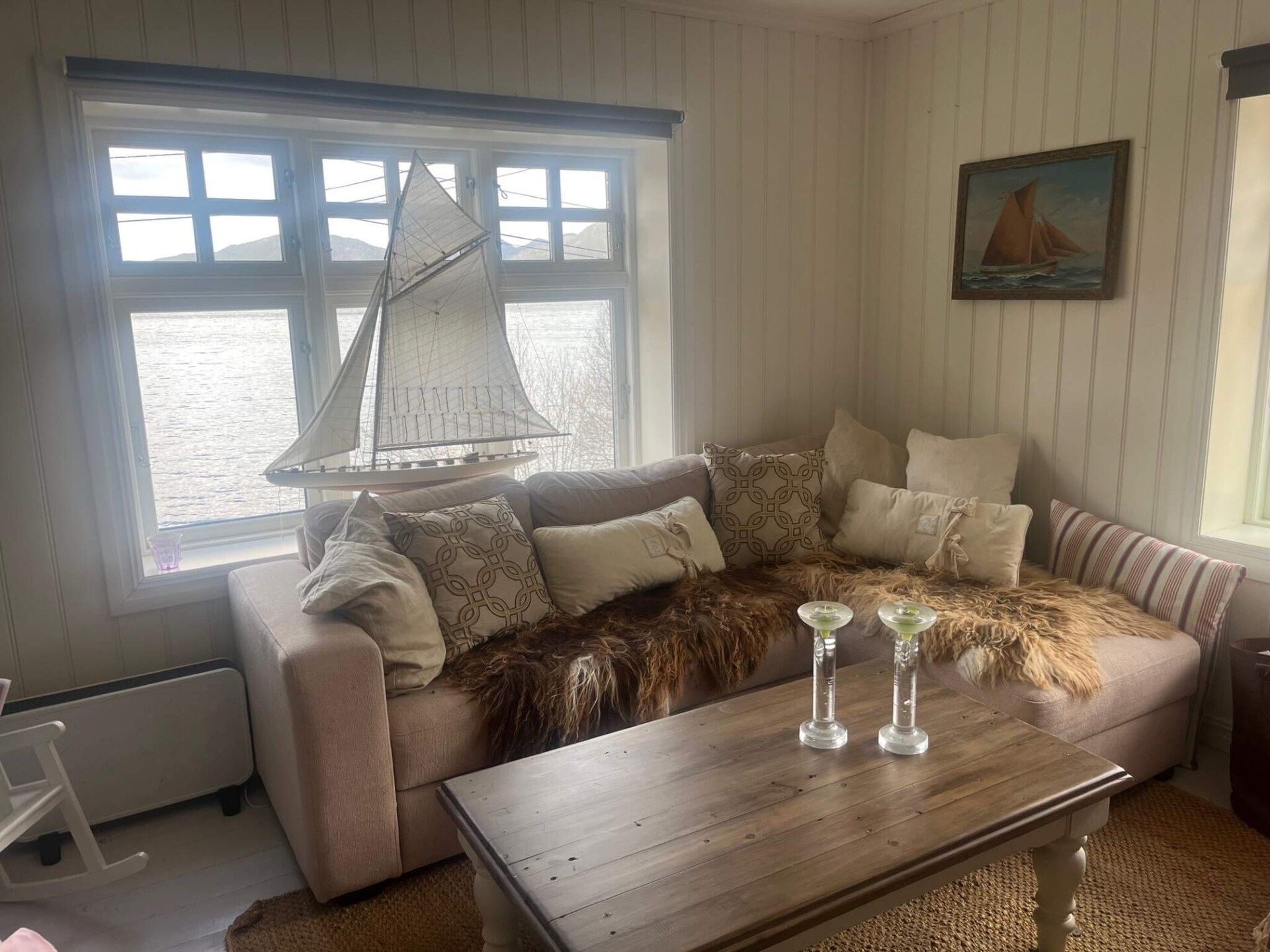 Ruim vakantiehuis voor 12 personen met fjordzicht, jacuzzi en skilift op 100m - foto 16