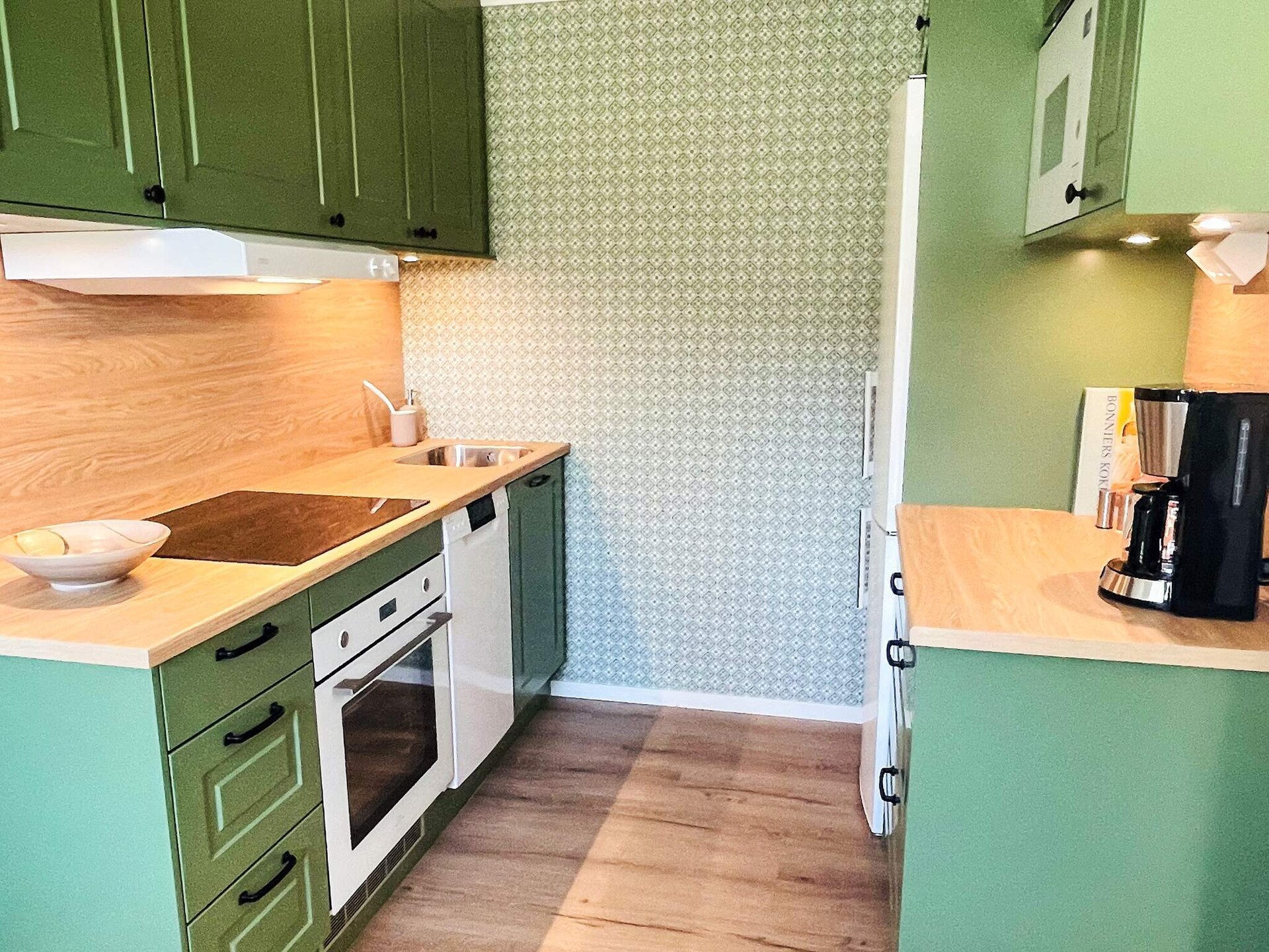 Sfeervol gastenverblijf aan vijver bij Bodafors, Småland - foto 13