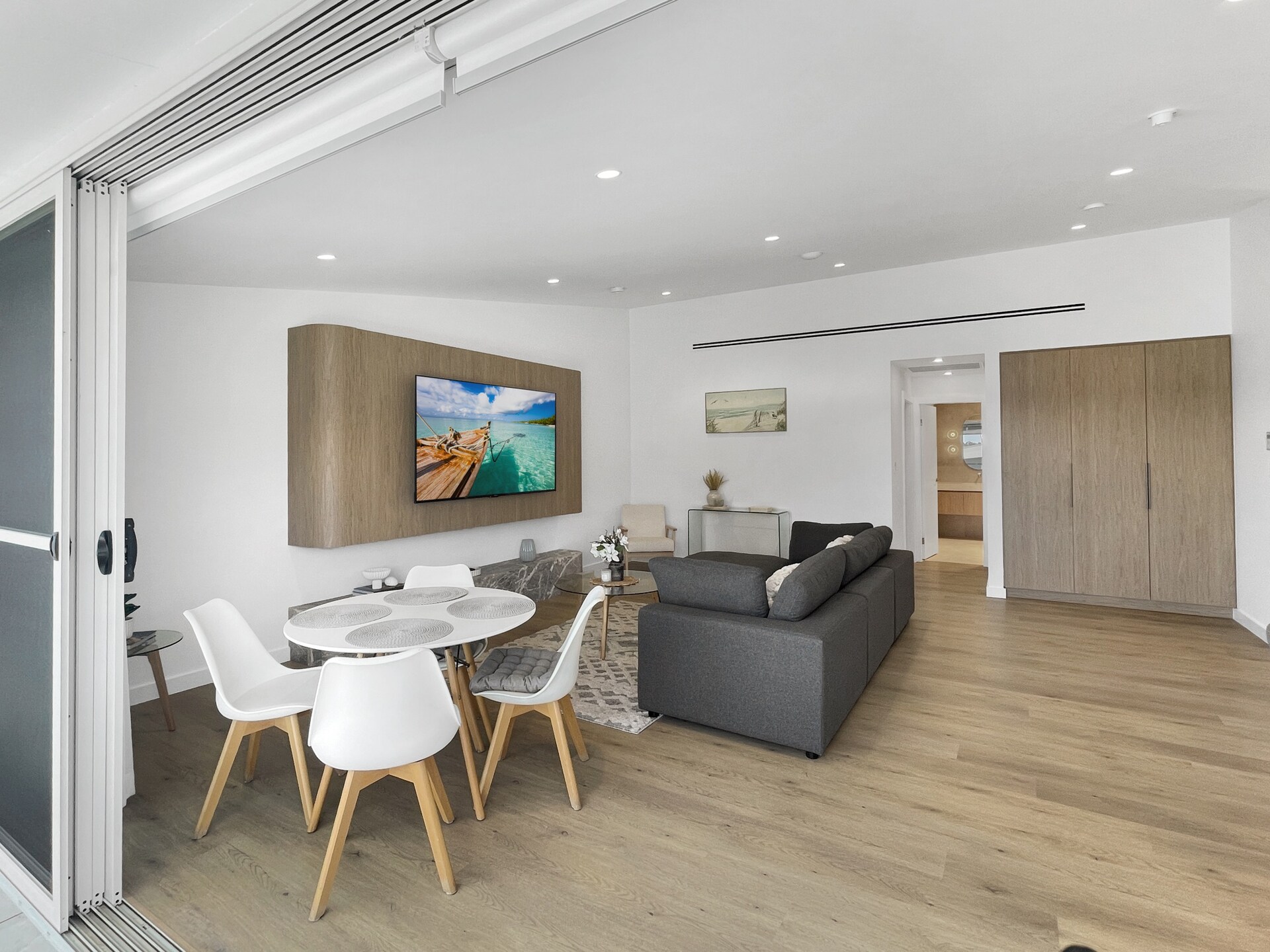 Ruim appartement met waterzicht in het hart van Batemans Bay - foto 8