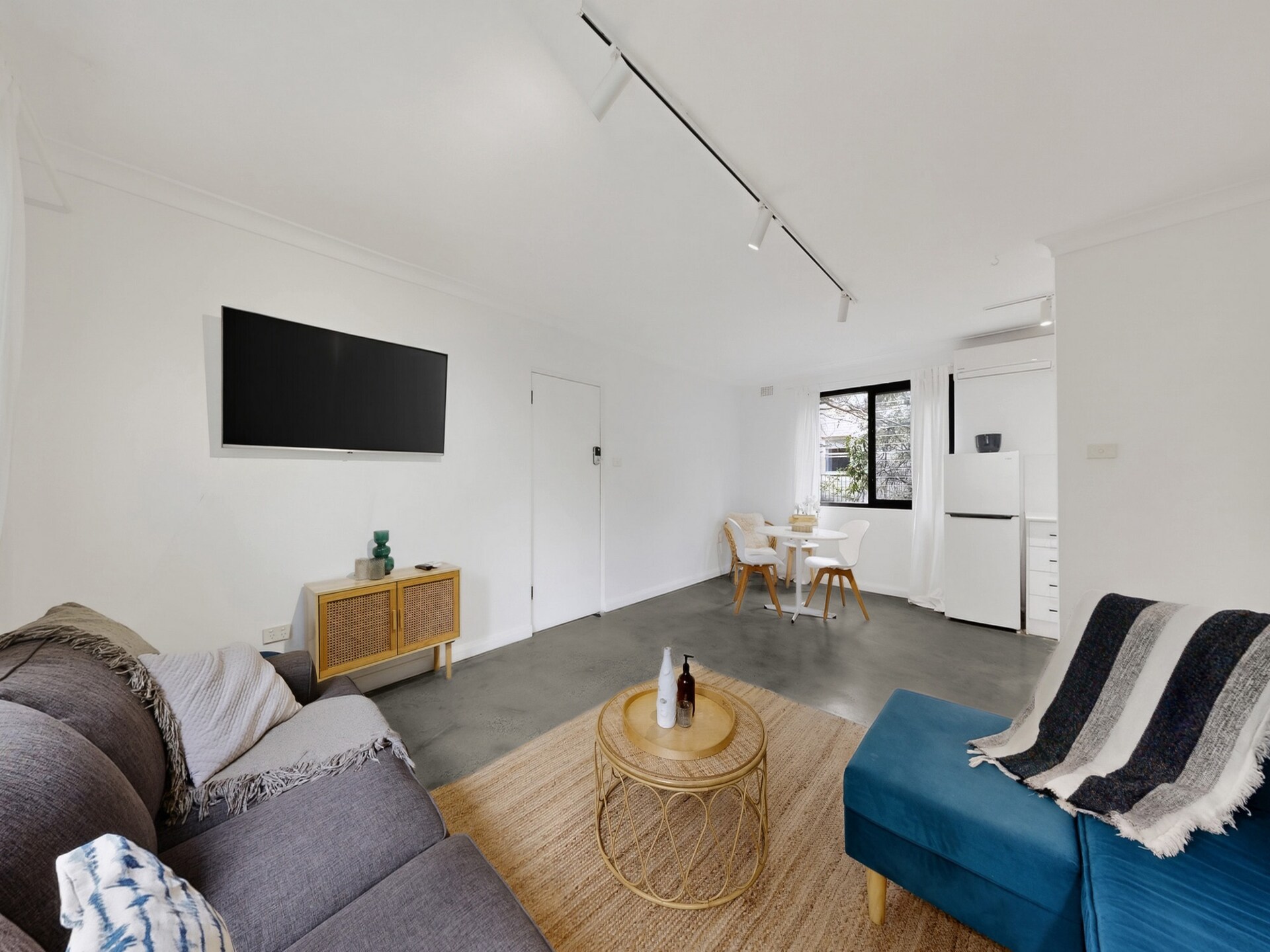 Licht en modern appartement vlakbij het strand van Cronulla - foto 7
