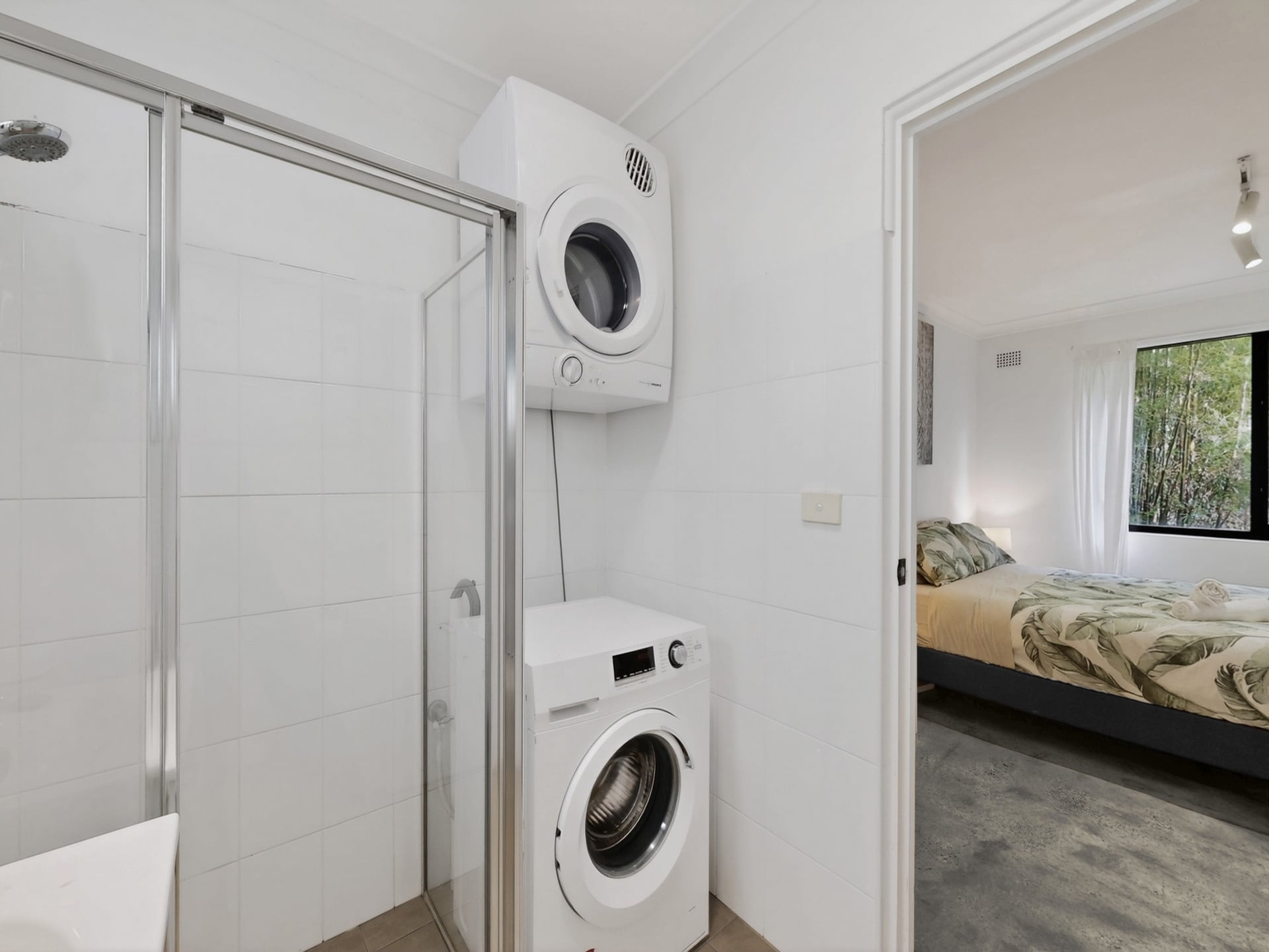 Licht en modern appartement vlakbij het strand van Cronulla - foto 13