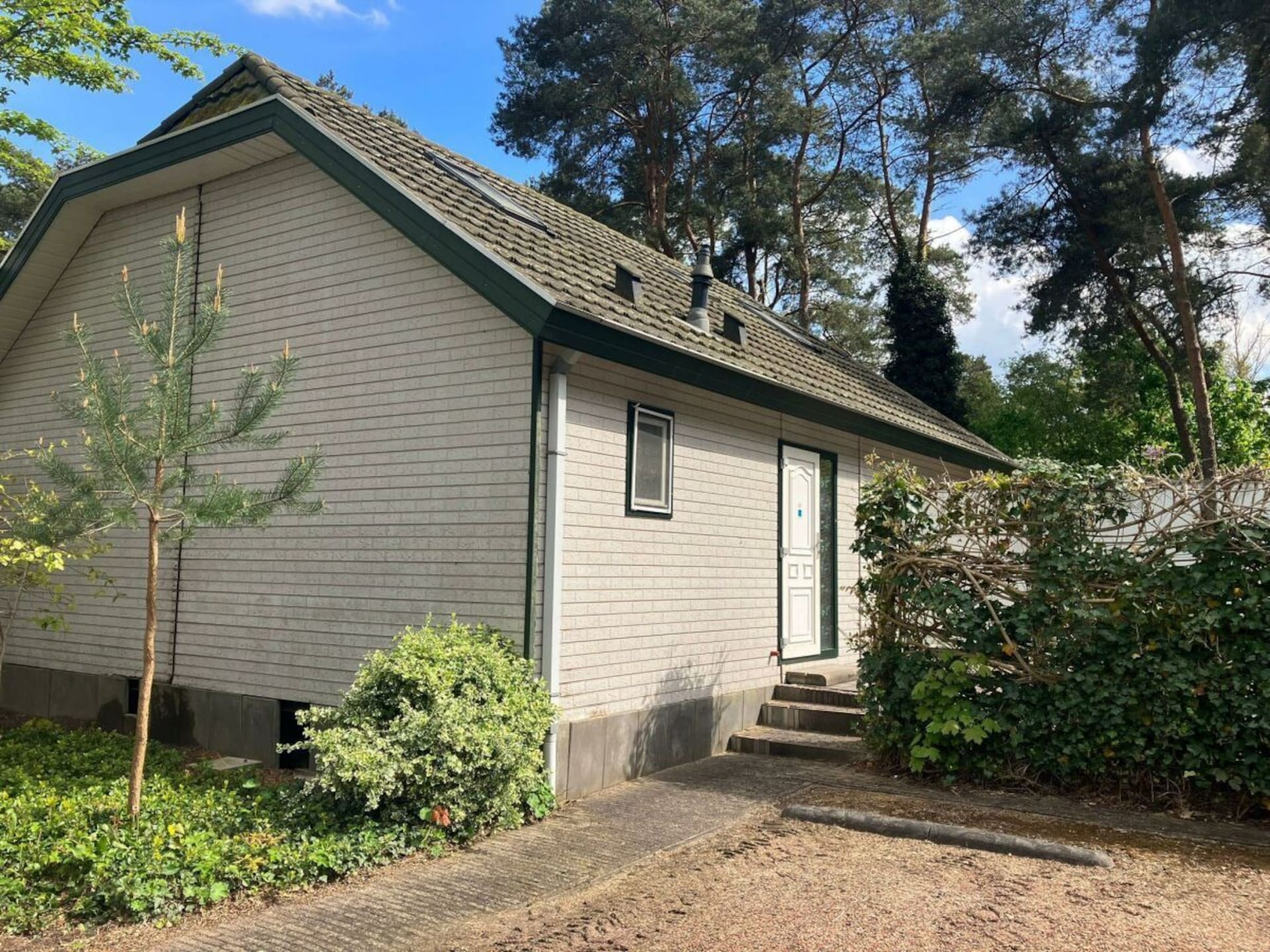 Ruim vakantiehuis voor 14 personen met 7 slaapkamers - foto 1
