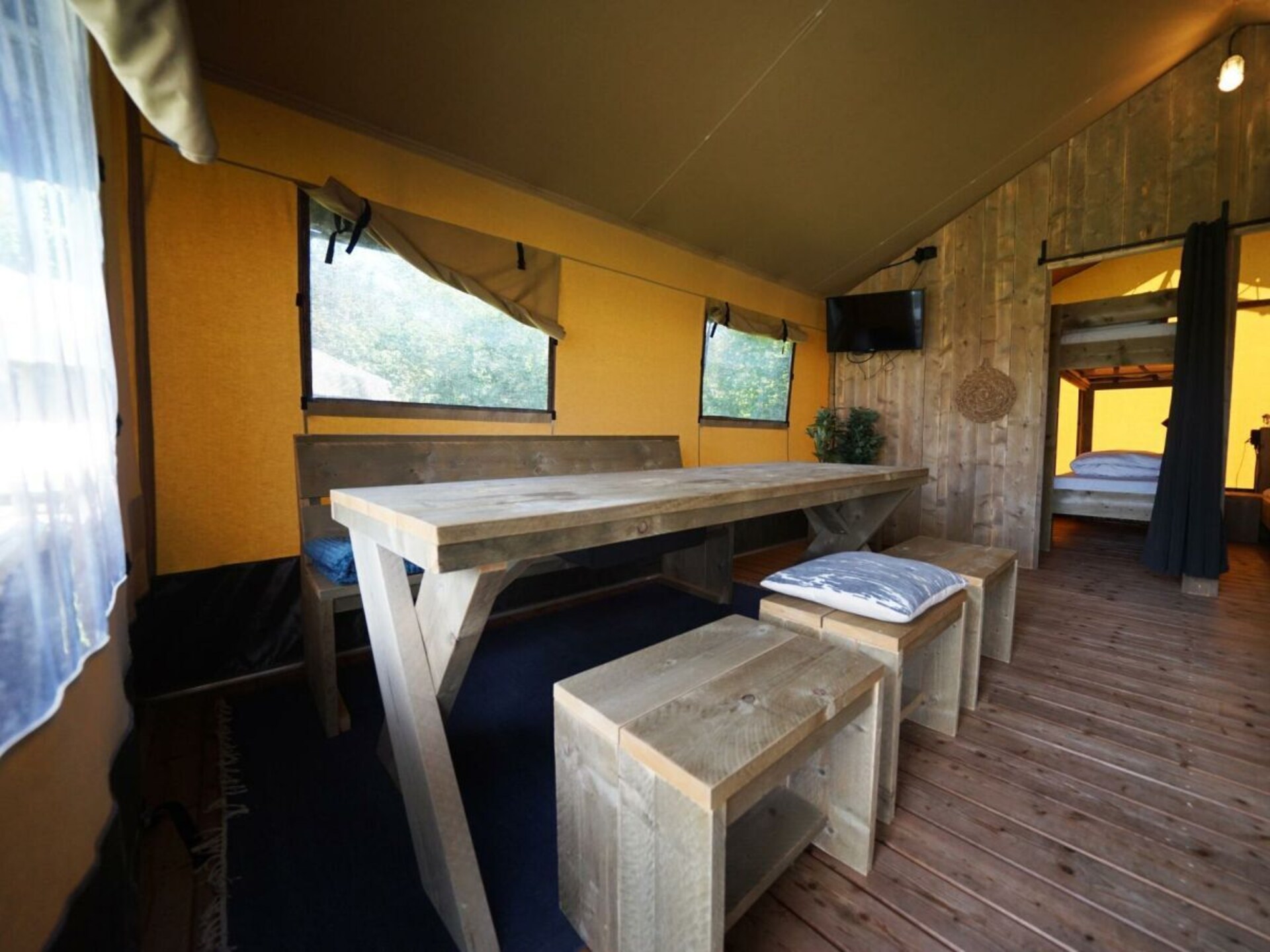 Ruime glamping lodge voor 6 personen in Noord-Scharwoude - foto 4