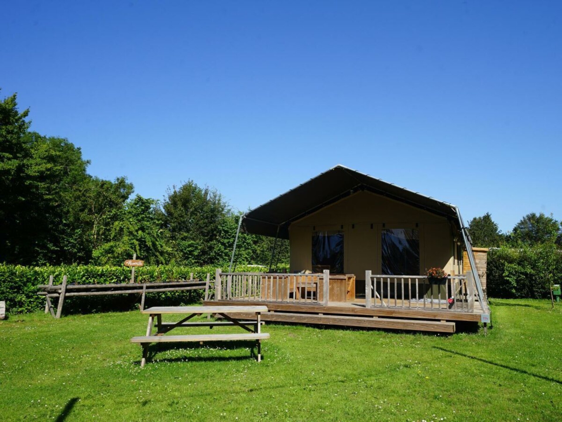 Ruime glamping lodge voor 6 personen in Noord-Scharwoude - foto 11