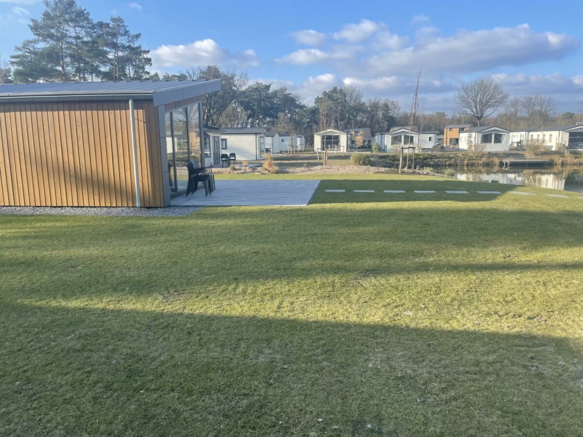 Gelijkvloers chalet aan het water in Mol voor 4 personen - foto 8