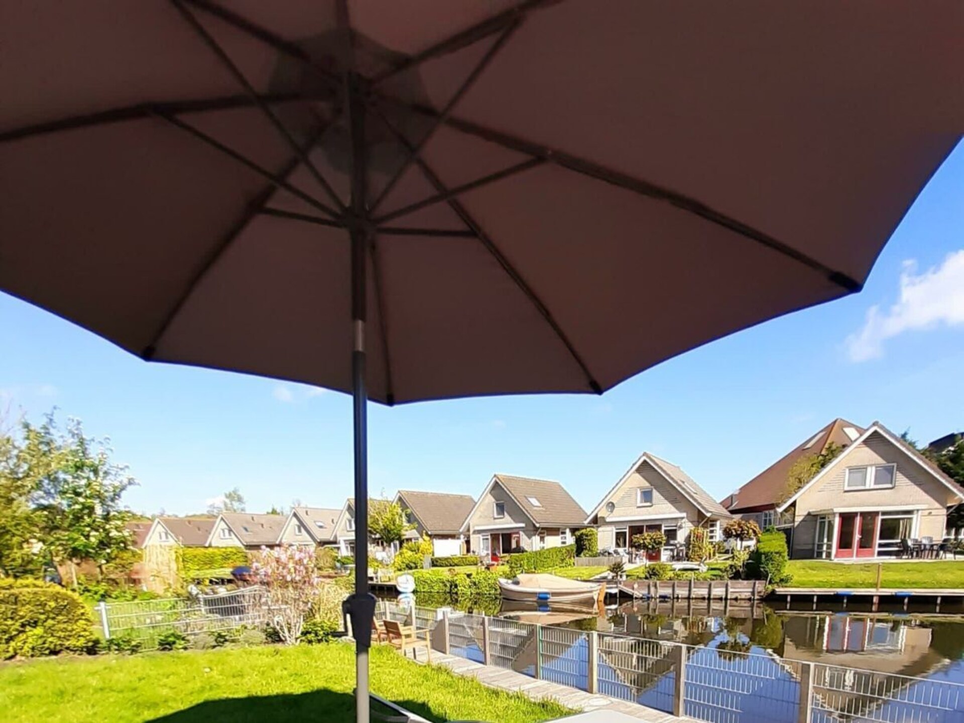 Dijkhuis Sauna 6: Vakantiehuis aan het water met eigen steiger in Medemblik - foto 15