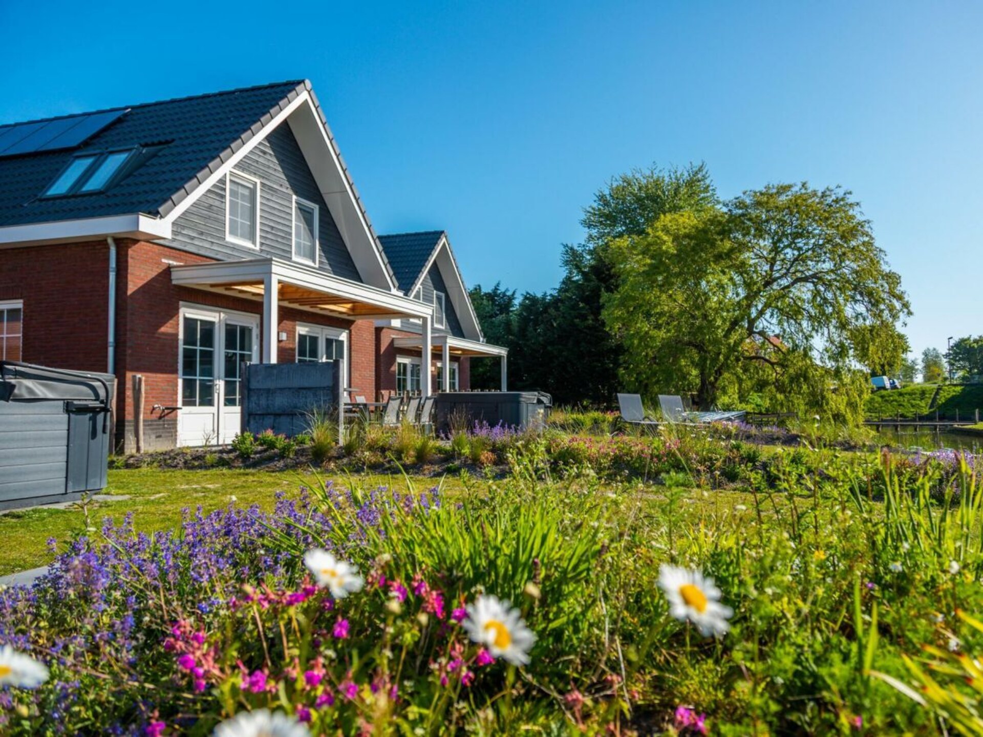 Duurzame waterwoning met jacuzzi en sauna in Medemblik voor 8 personen - foto 14