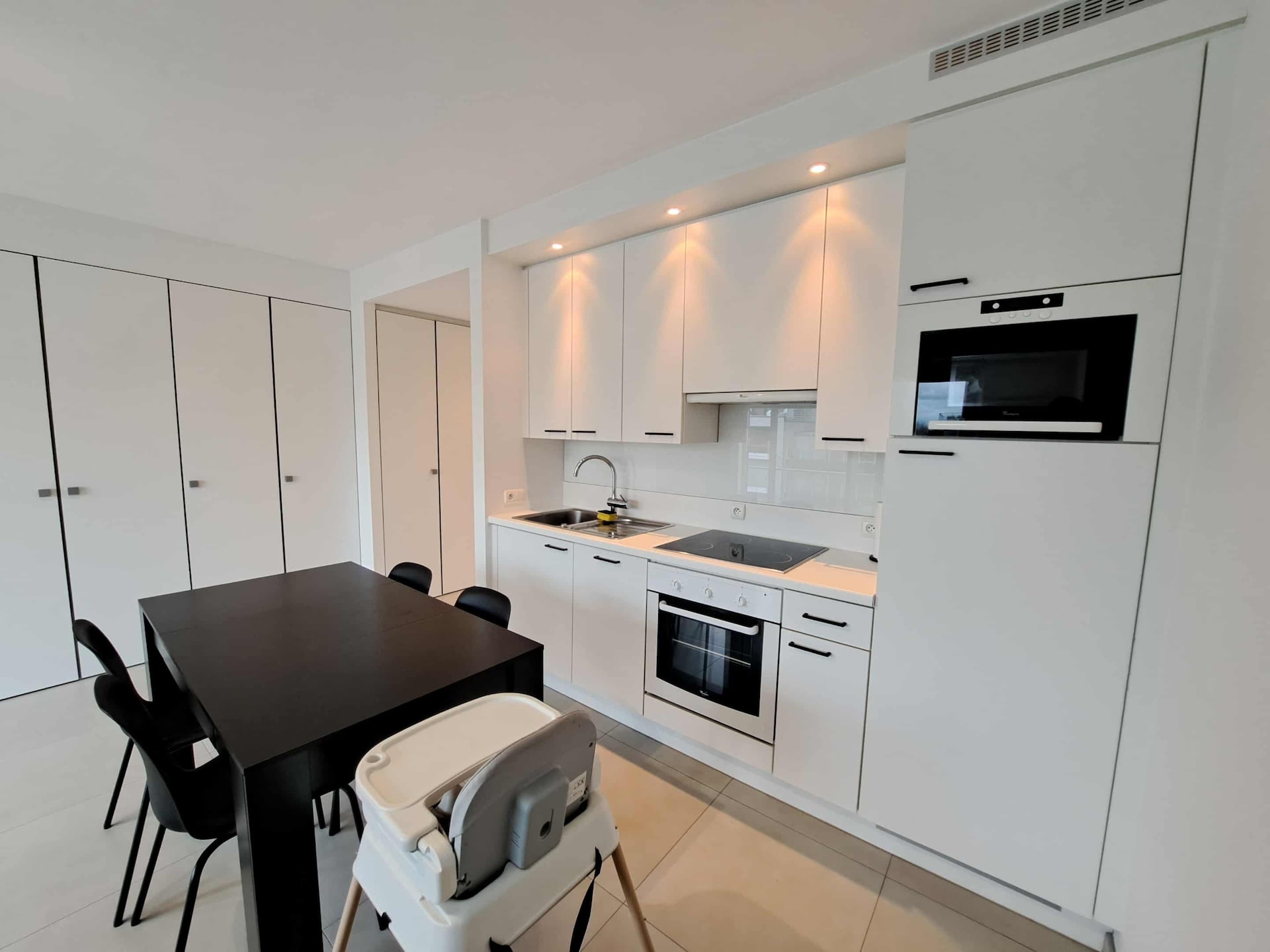 4-persoons appartement in Oostduinkerke, 100m van zee - foto 3