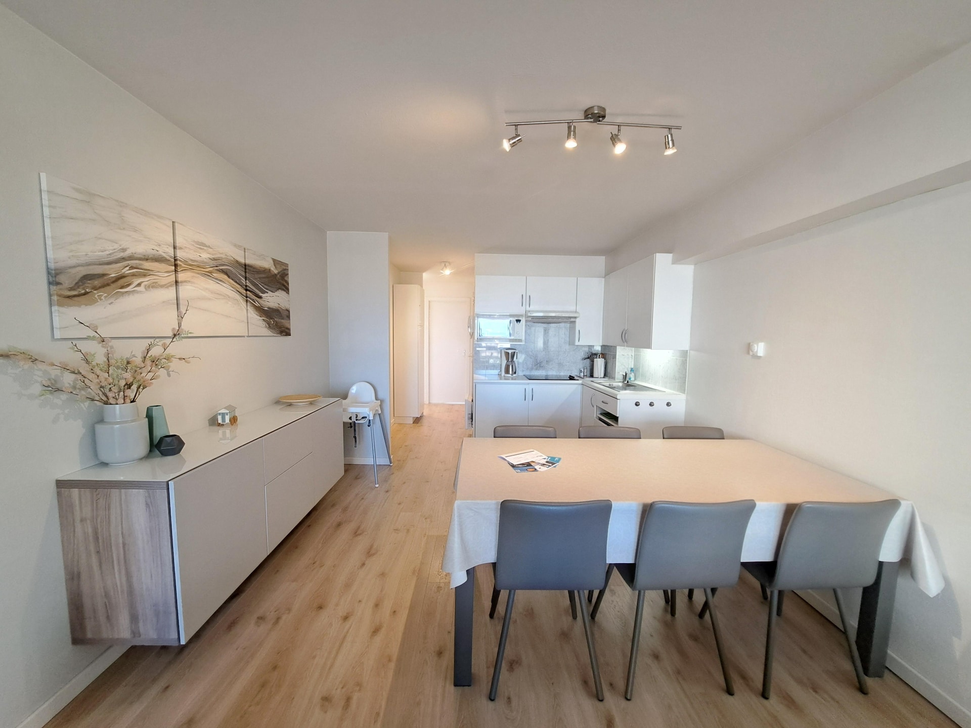 6-persoons appartement met privéterras in Oostduinkerke - foto 8
