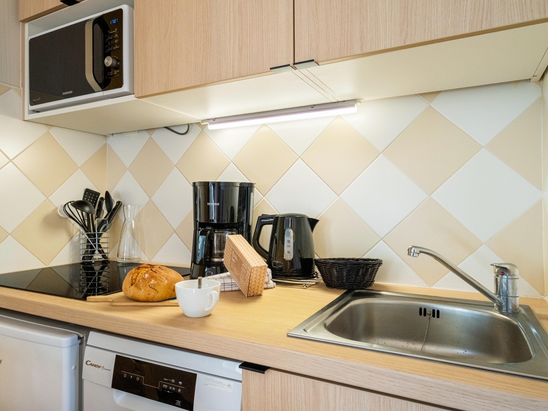 Modern appartement met terras in Mandelieu aan de rivier de Siagne - foto 11