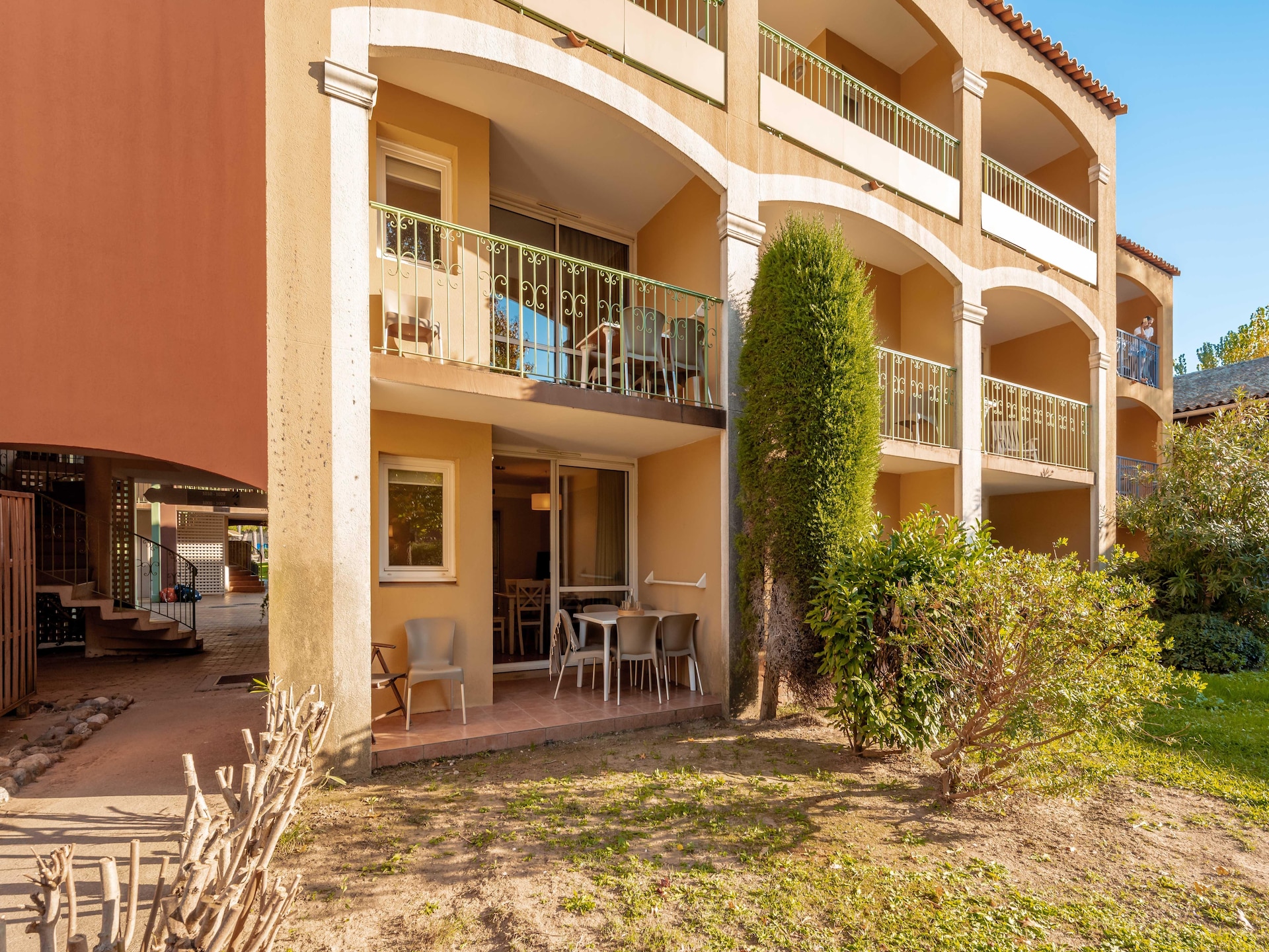 Modern appartement met terras in Mandelieu aan de rivier de Siagne - foto 35