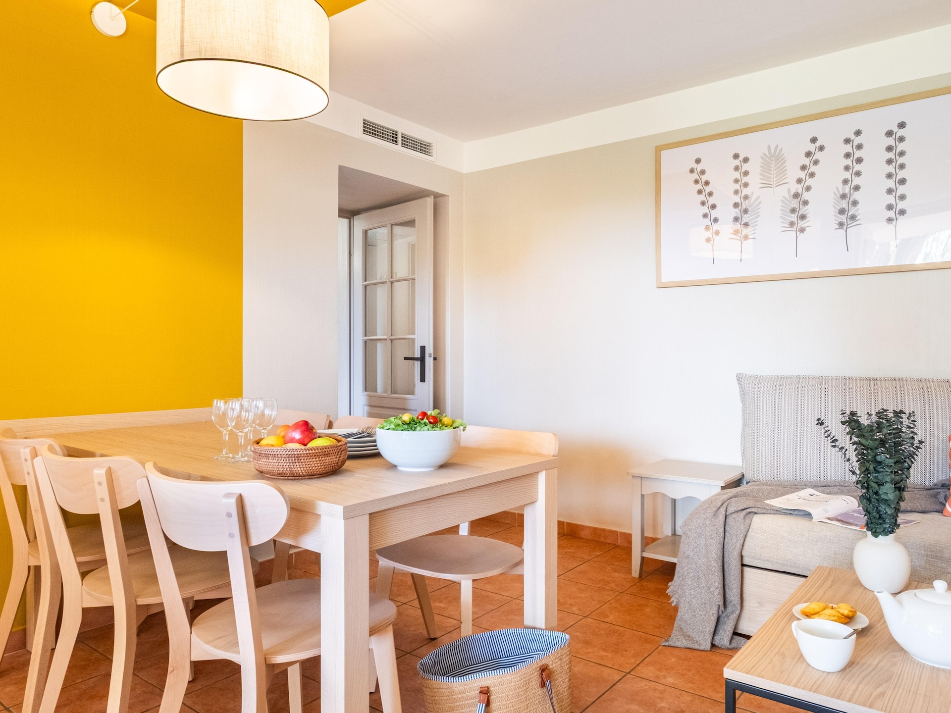 Gerenoveerd appartement met rivierzicht in Mandelieu - foto 4