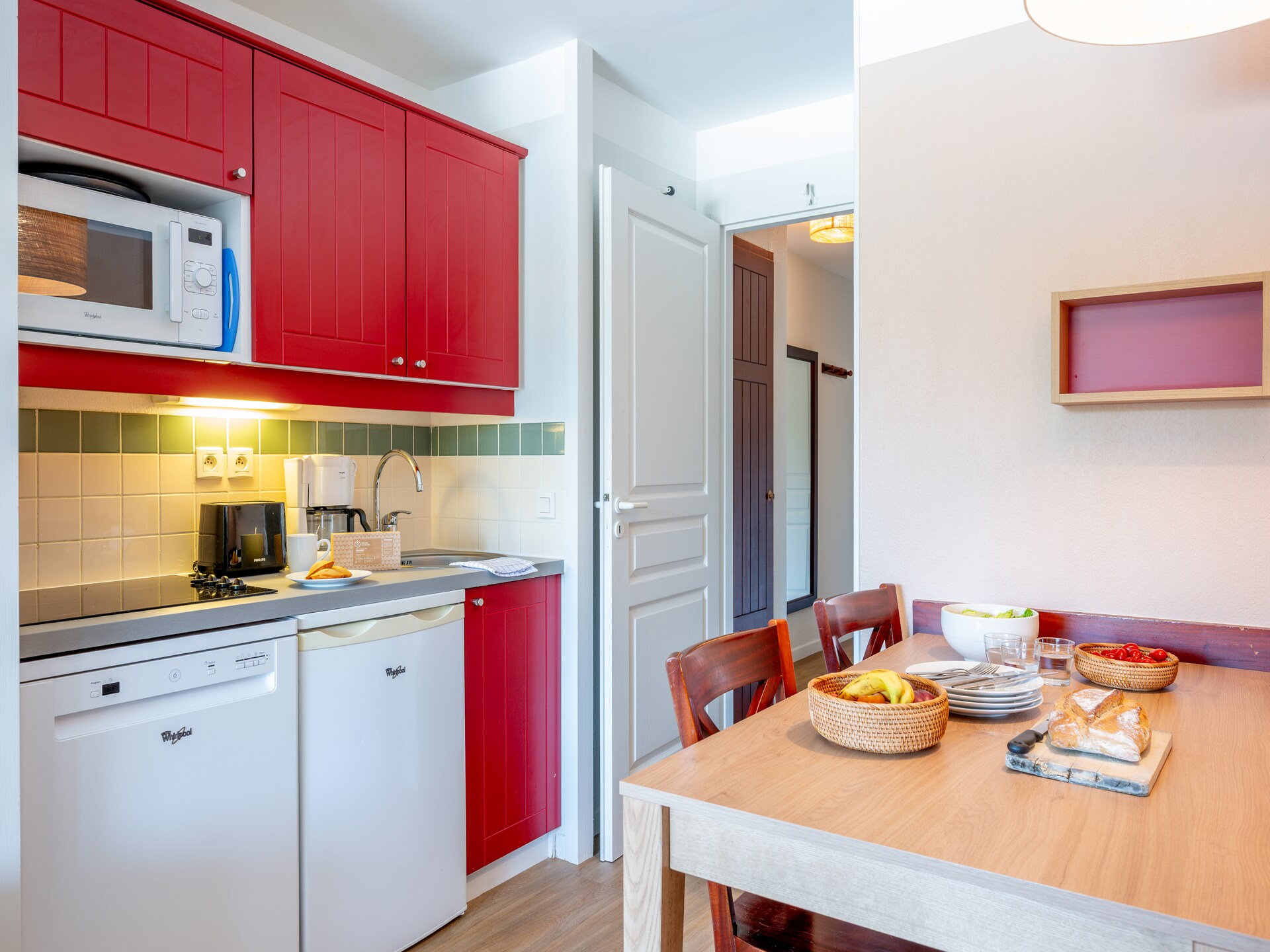 Studio voor 4 aan het meer van Biscarrosse met zwembad en terras - foto 8
