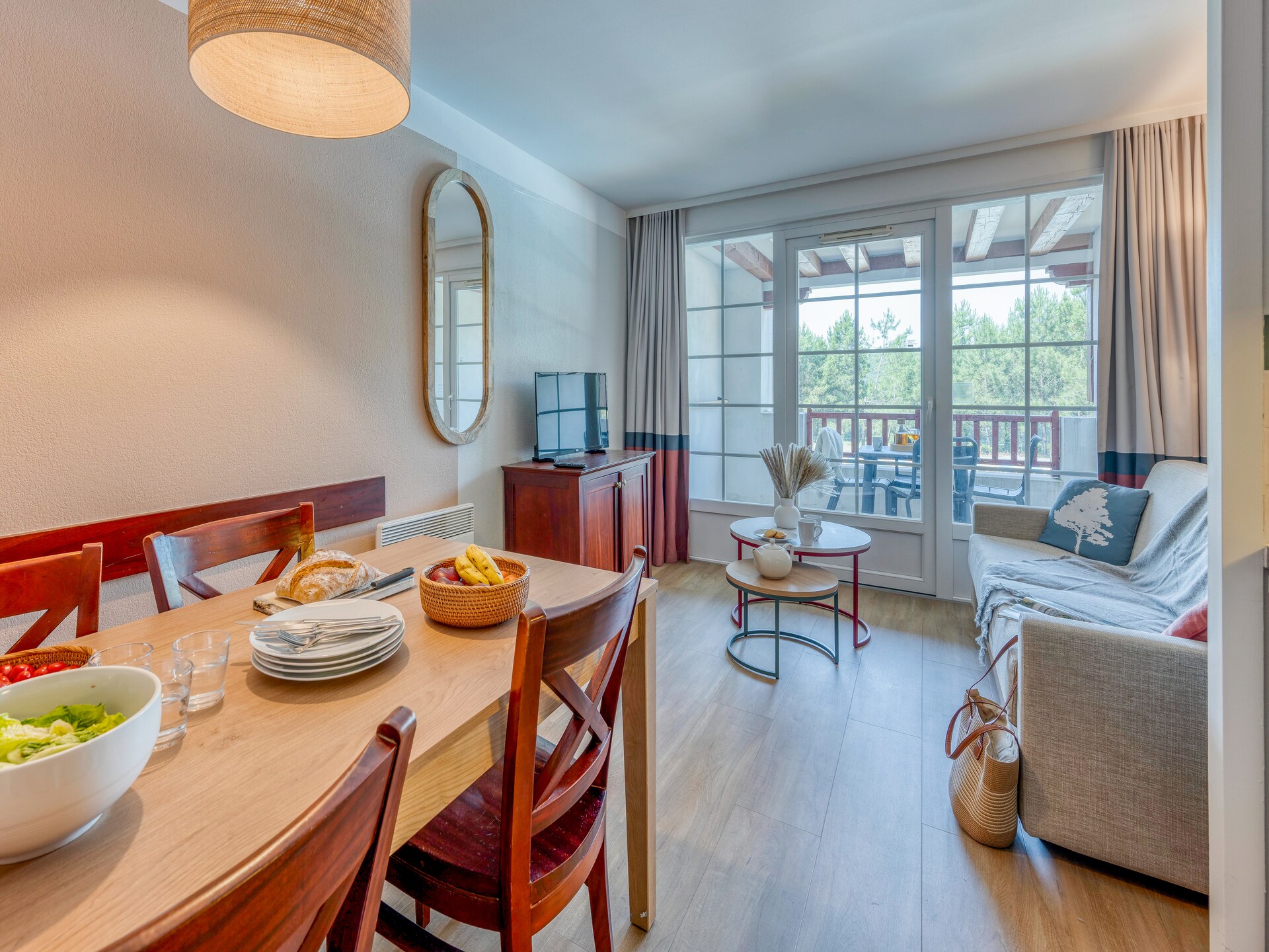 Studio voor 4 aan het meer van Biscarrosse met zwembad en terras - foto 3