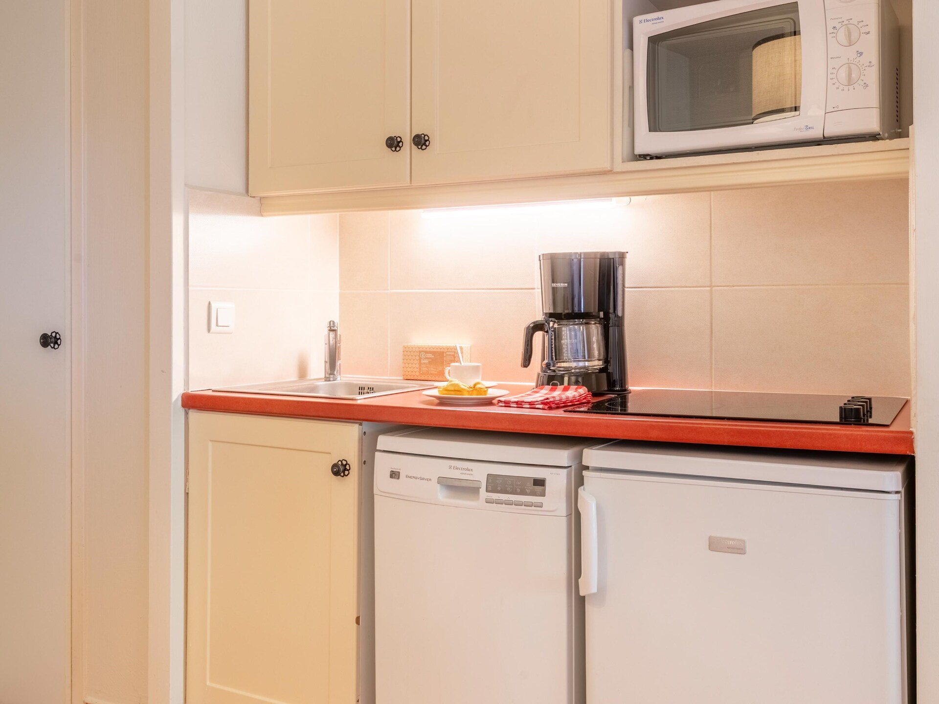 Modern appartement in Mallemort voor 5 personen bij Pont Royal - foto 11