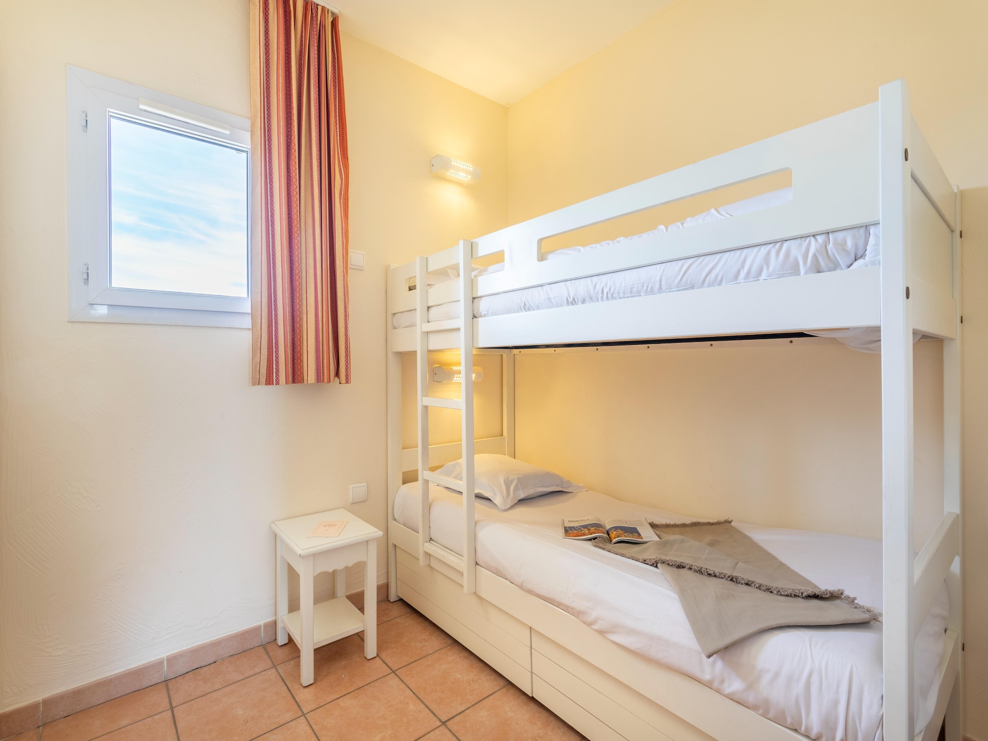 Licht appartement voor 6 personen in Mallemort bij Pont Royal - foto 10