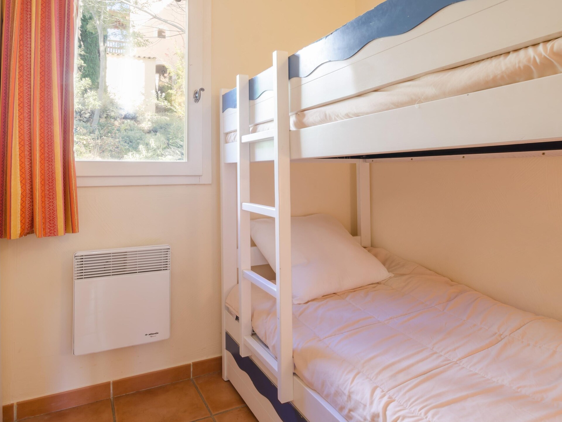 Ruim appartement voor 8 personen in Mallemort · 50 m² - foto 9