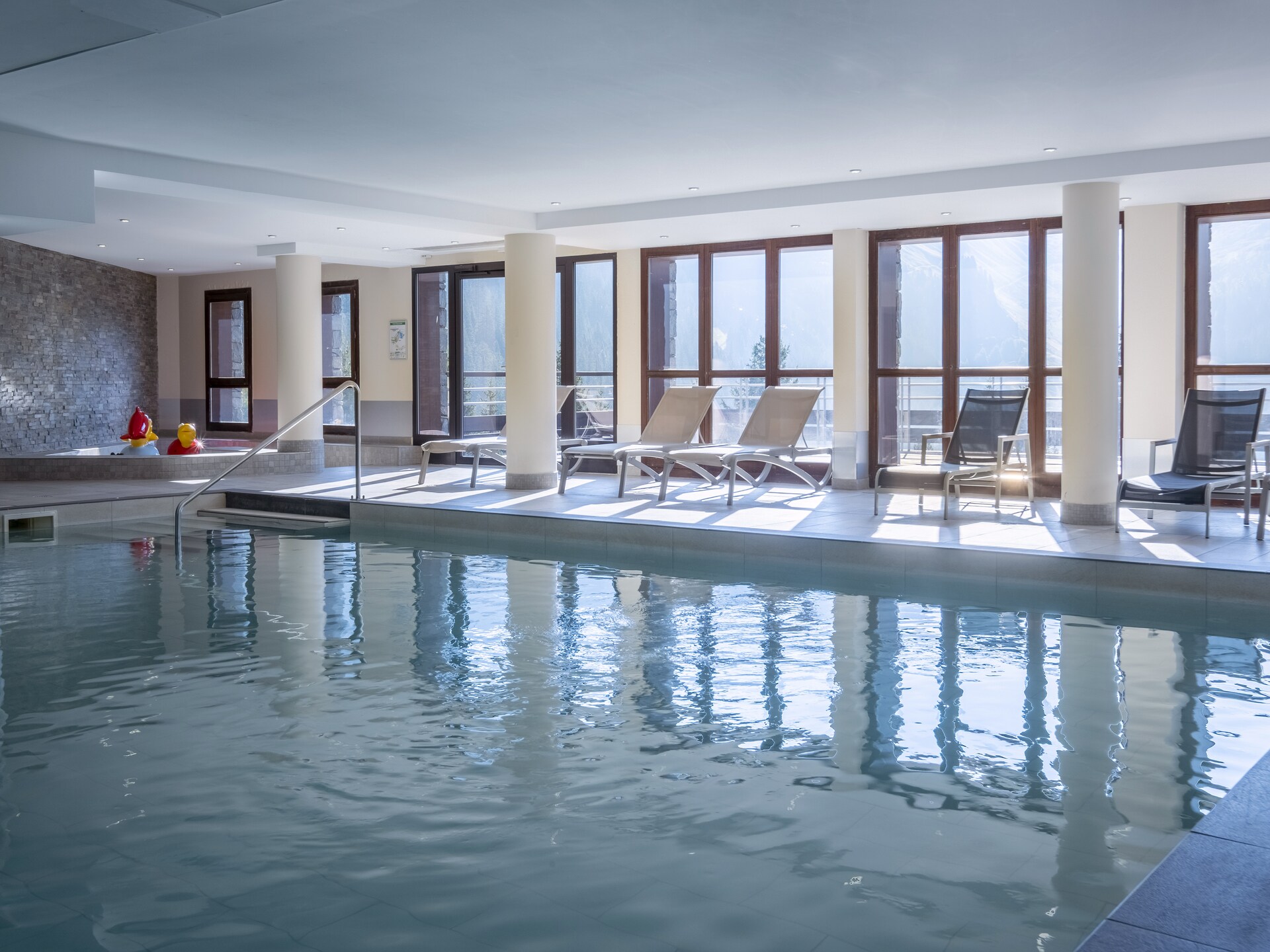 Luxe appartement in Flaine met balkon, zwembad & uitzicht op de Grand Massif - foto 28