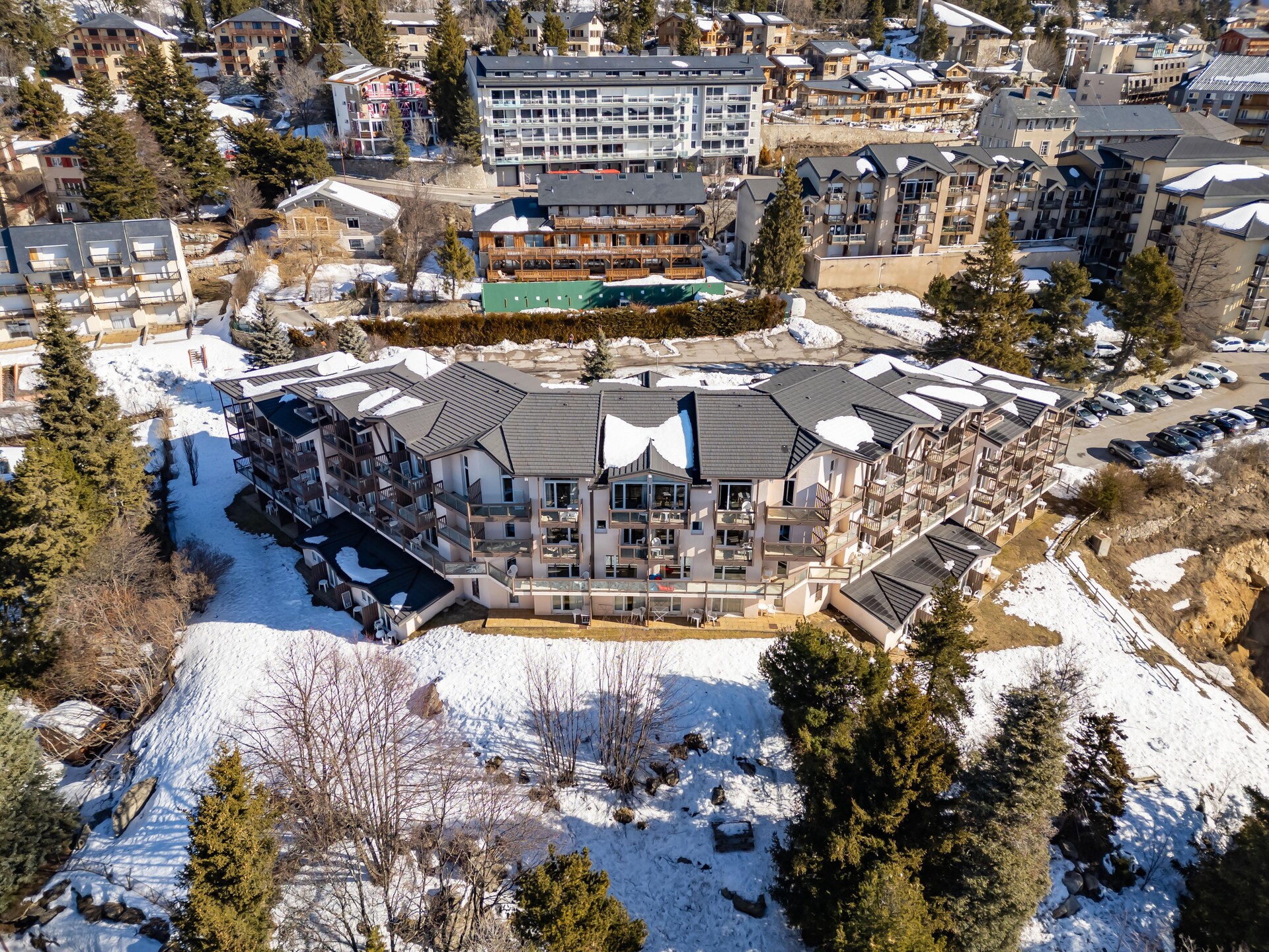 Studio voor 4 personen met slaapnis in het hart van Font-Romeu - foto 24