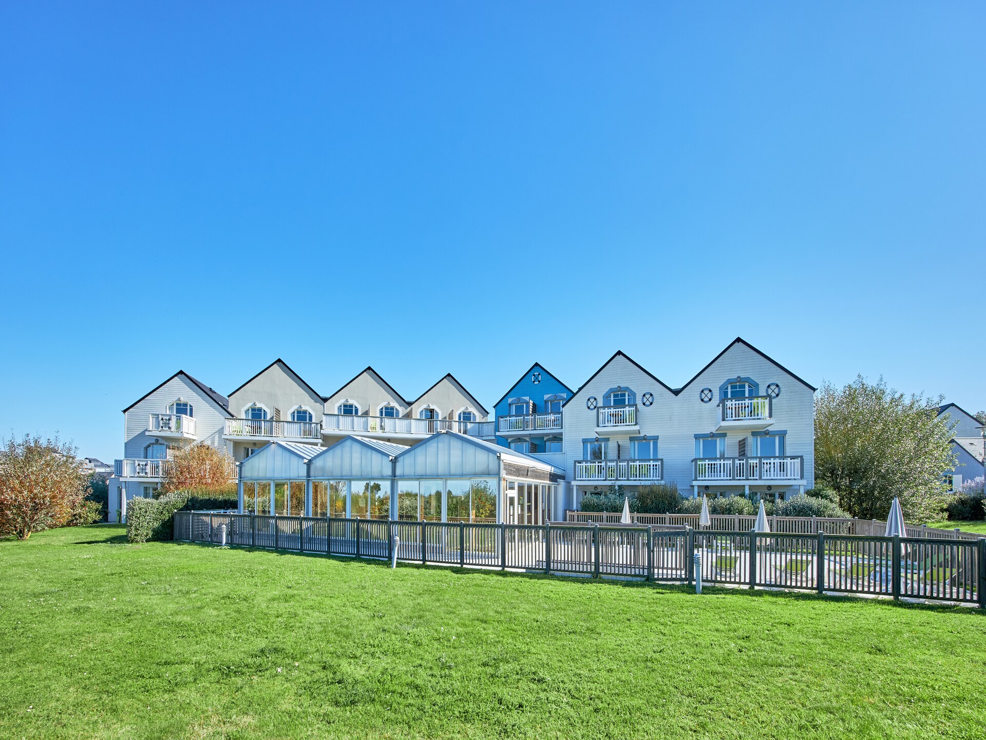 Appartement aan de Normandische kust met verwarmd binnenzwembad, vlakbij het strand - foto 22