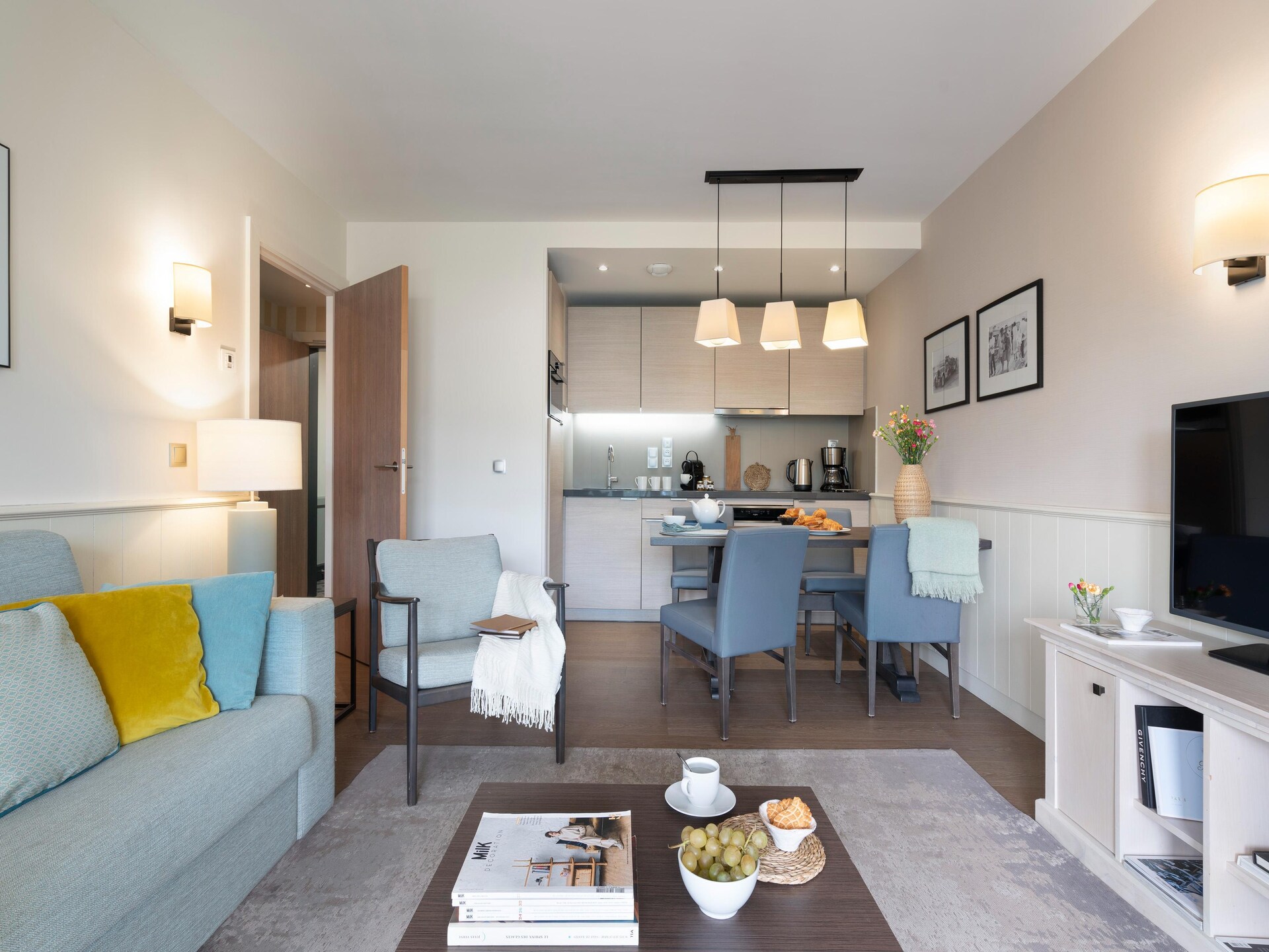 Stijlvol appartement aan de haven van Deauville met zwembad, spa & balkon - foto 11