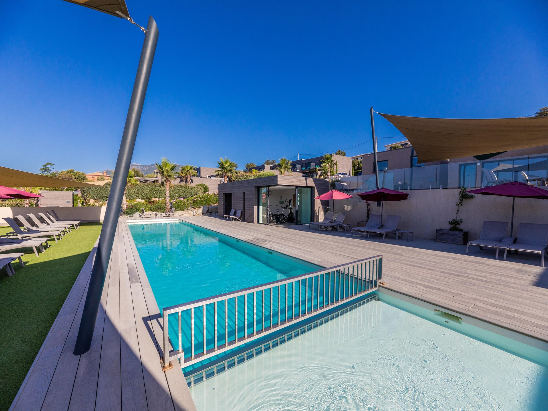 Luxe appartement met terras en zwembad in Porto-Vecchio - foto 15