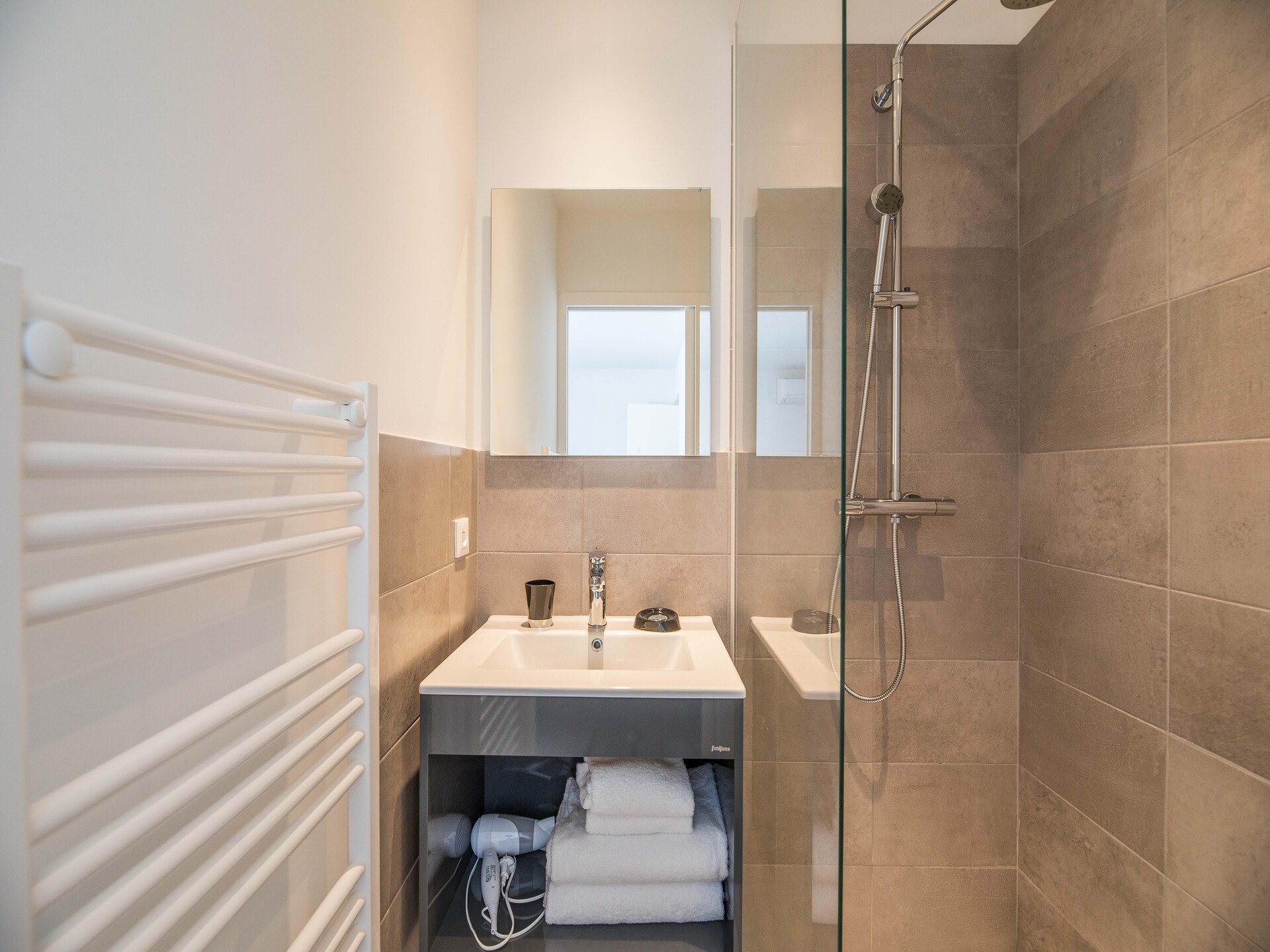 Luxe villa in Porto-Vecchio met privézwembad van 7m, airco en tuin - foto 16
