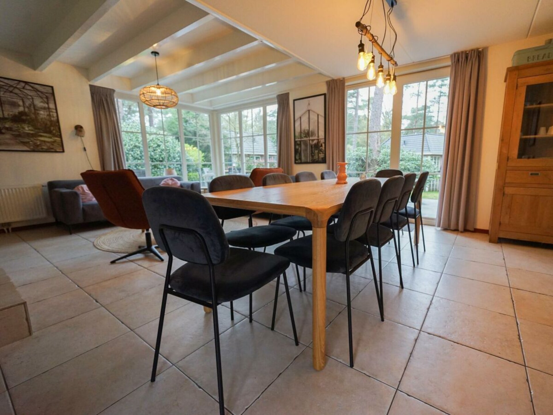 Ruime villa in Beekbergen voor 10 personen met grote tuin - foto 4
