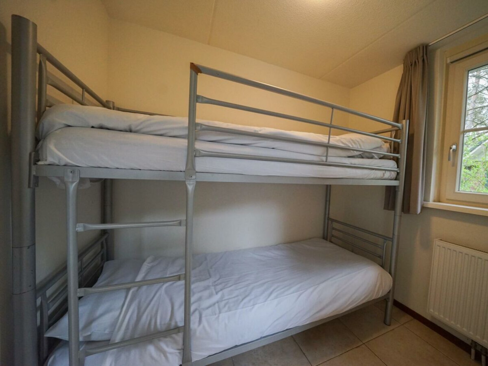 Ruime villa in Beekbergen voor 10 personen met grote tuin - foto 11