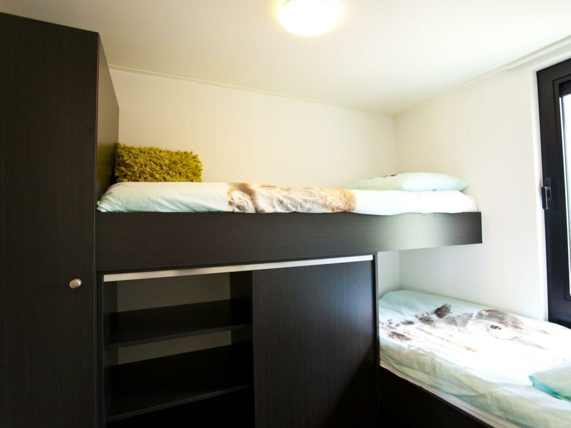 Cube Elite 6 in Breskens: Modern chalet met dakterras voor 6 personen - foto 11