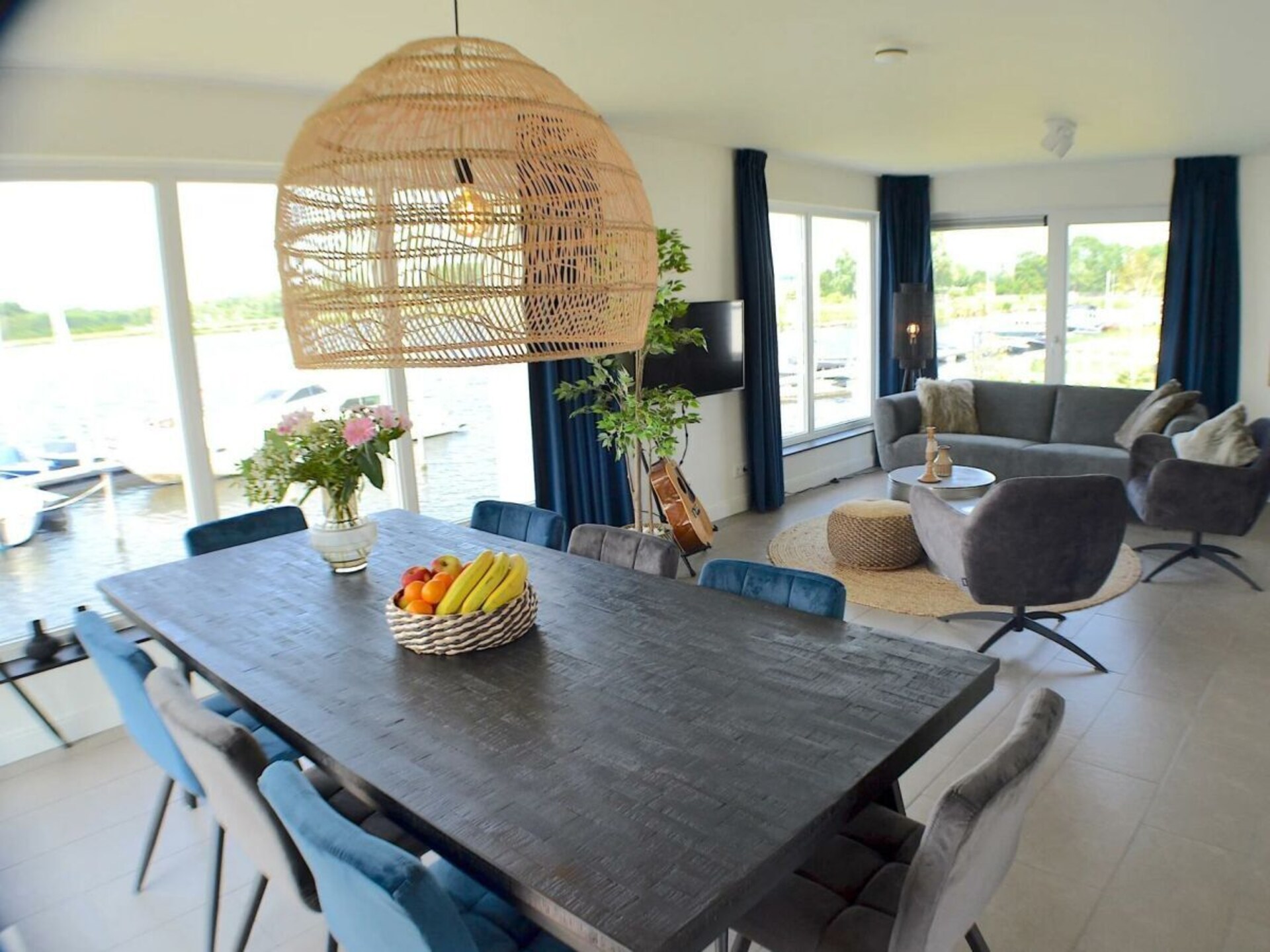 Villa Meerzicht 8: Moderne waterwoning met dakterras in Nijkerk - foto 2