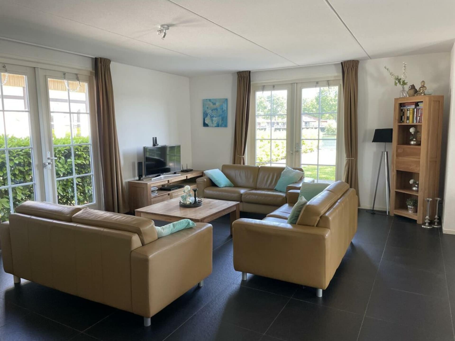 781820 - foto 2