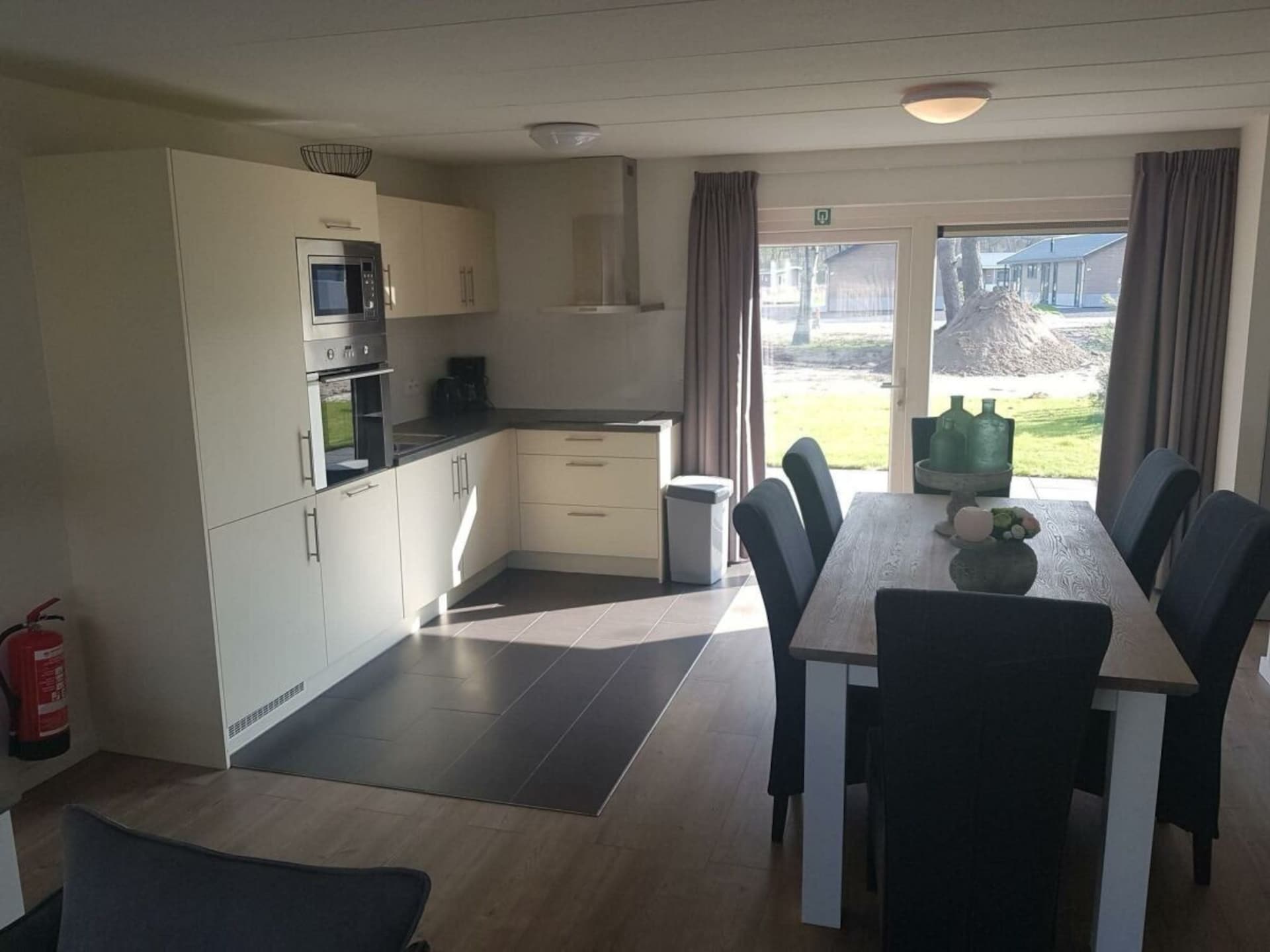 Vrijstaand chalet voor 6 personen met luxe keuken in Mol - foto 2