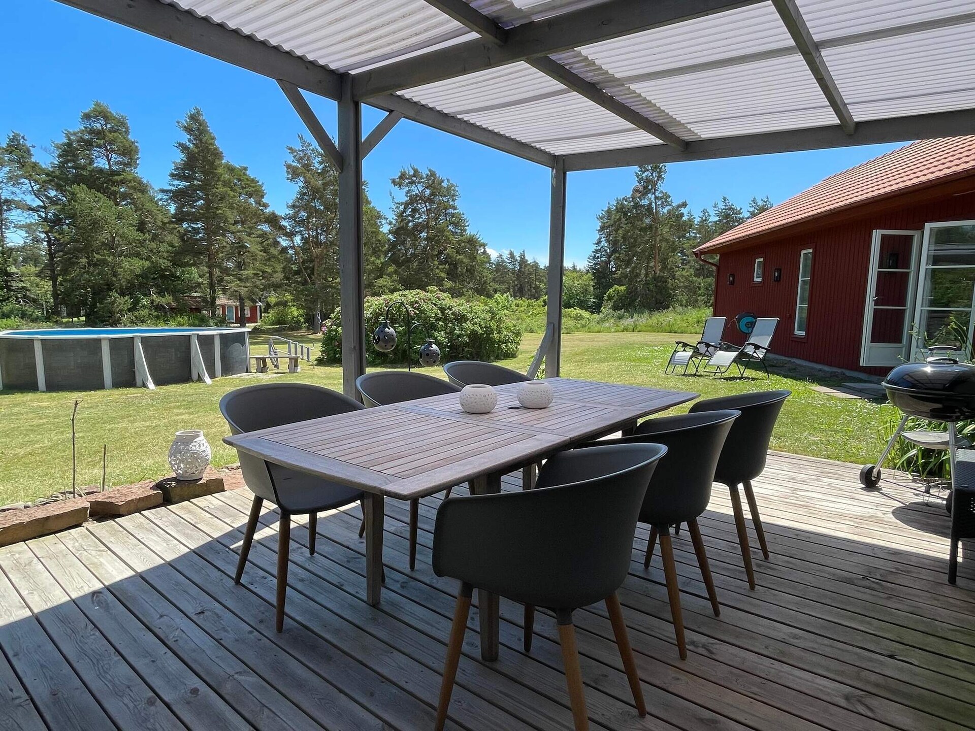 Modern vakantiehuis met zwembad en grote tuin in Färjestaden - foto 2