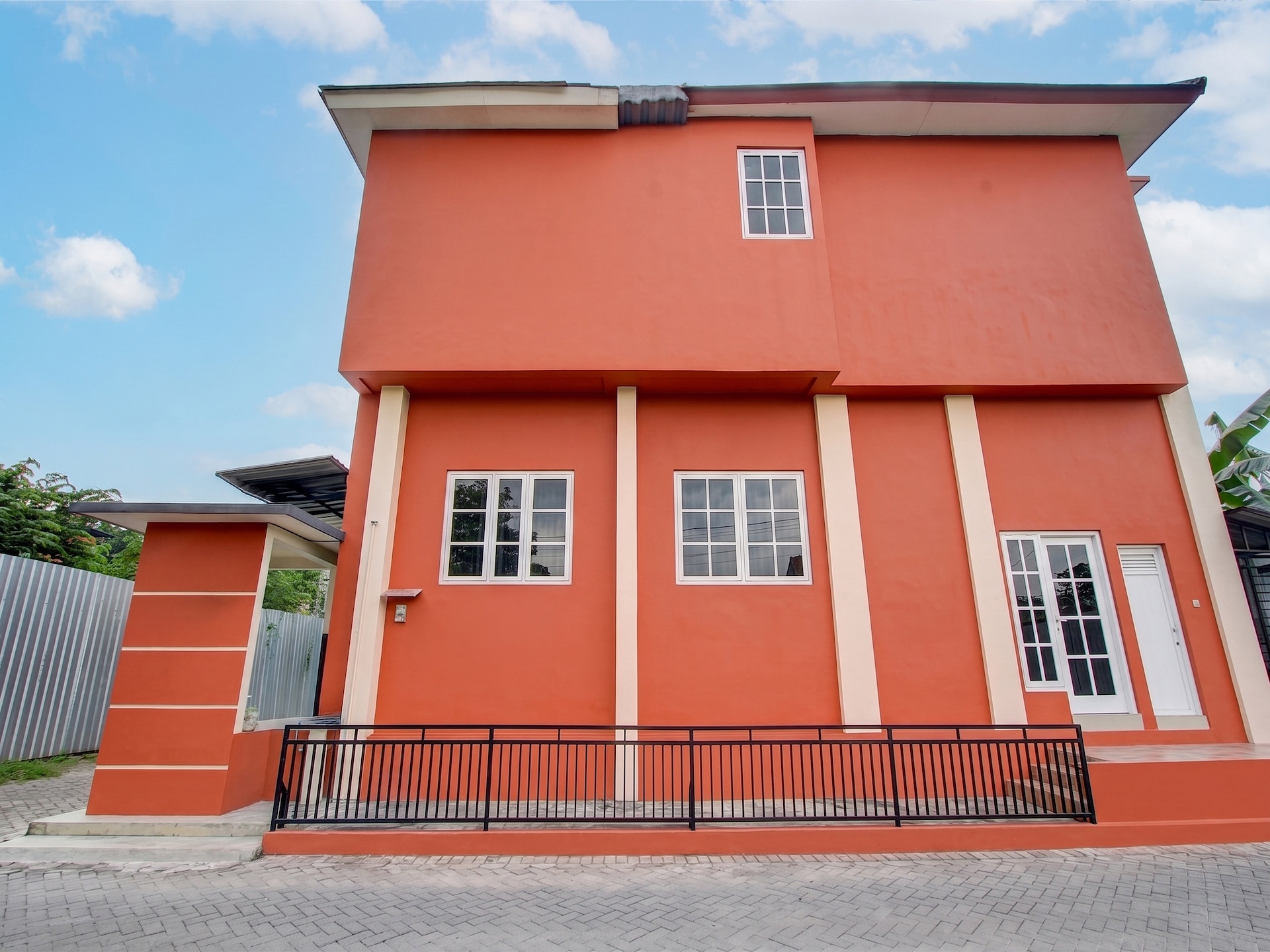 Artha Ambarukmo Cozy Double: Comfortabel vakantiehuis in Yogyakarta - foto 2